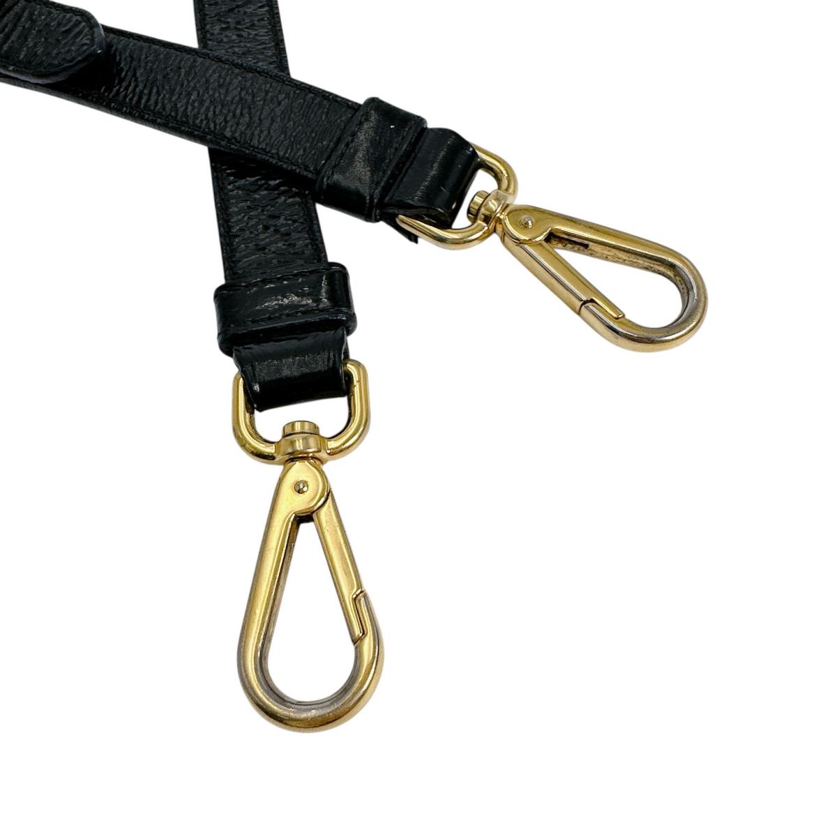 プラダ PRADA トートバッグ
 ショルダーバッグ エナメル A4対応 パテントレザー ブラック 【SS】
 【中古】