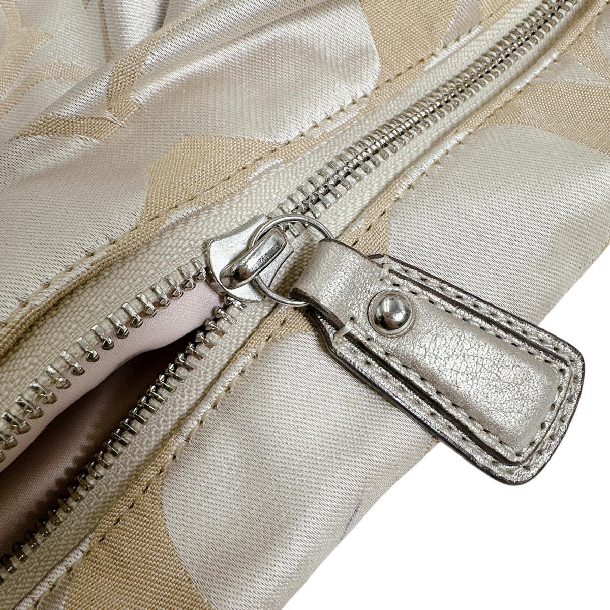 コーチ COACH トートバッグ
 ハンドバッグ クリスティングシグネチャー 肩掛け レザー 16778 ベージュ 【SS】
 【中古】