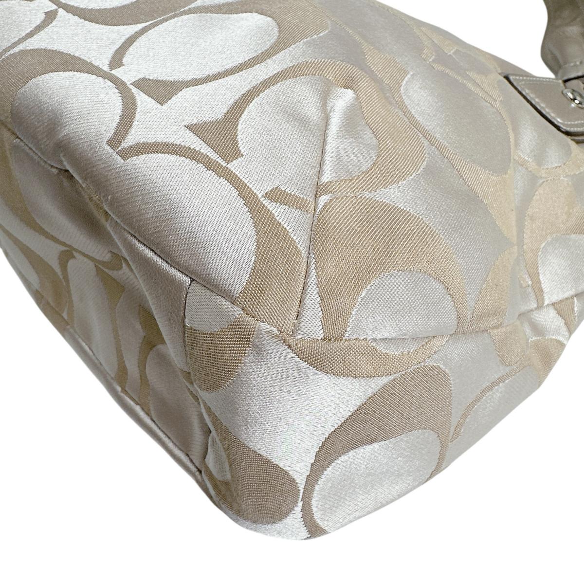 コーチ COACH トートバッグ
 ハンドバッグ クリスティングシグネチャー 肩掛け レザー 16778 ベージュ 【SS】
 【中古】