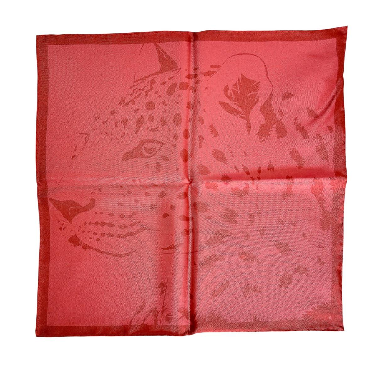 カルティエ CARTIER スカーフ
 スカーフ スクエア パンサー シルク CRPC001686 ルージュ 【SS】
 【中古】