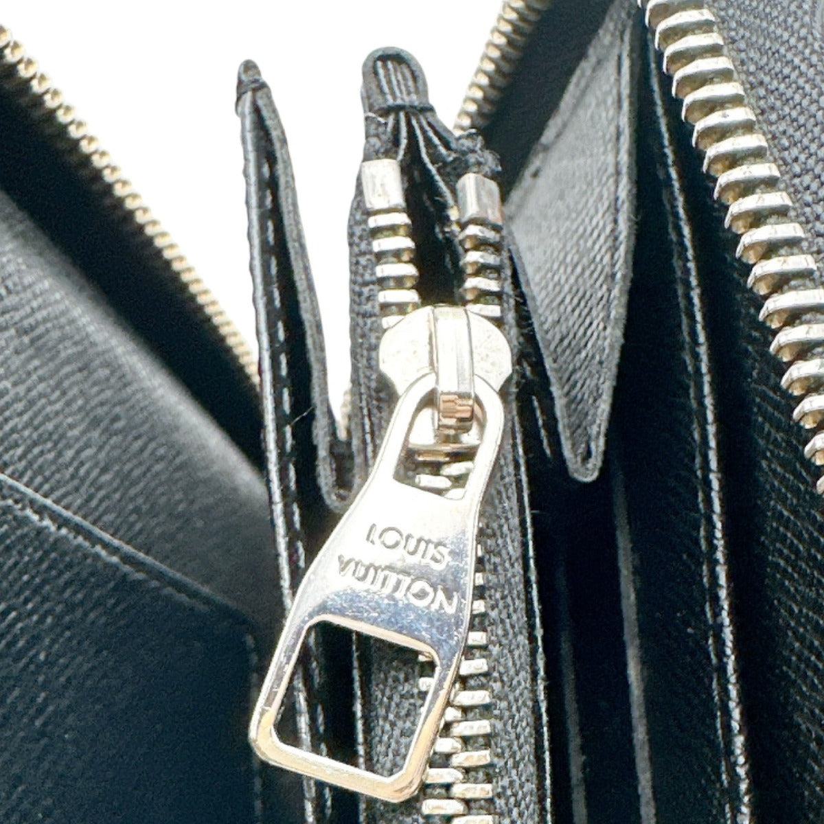 ルイヴィトン LOUIS VUITTON 長財布
 財布 ダミエ ジッピー オーガナイザーNM ダミエグラフィットキャンバス N60111 ダミエ・グラフィット LV
 【SS】
 【中古】