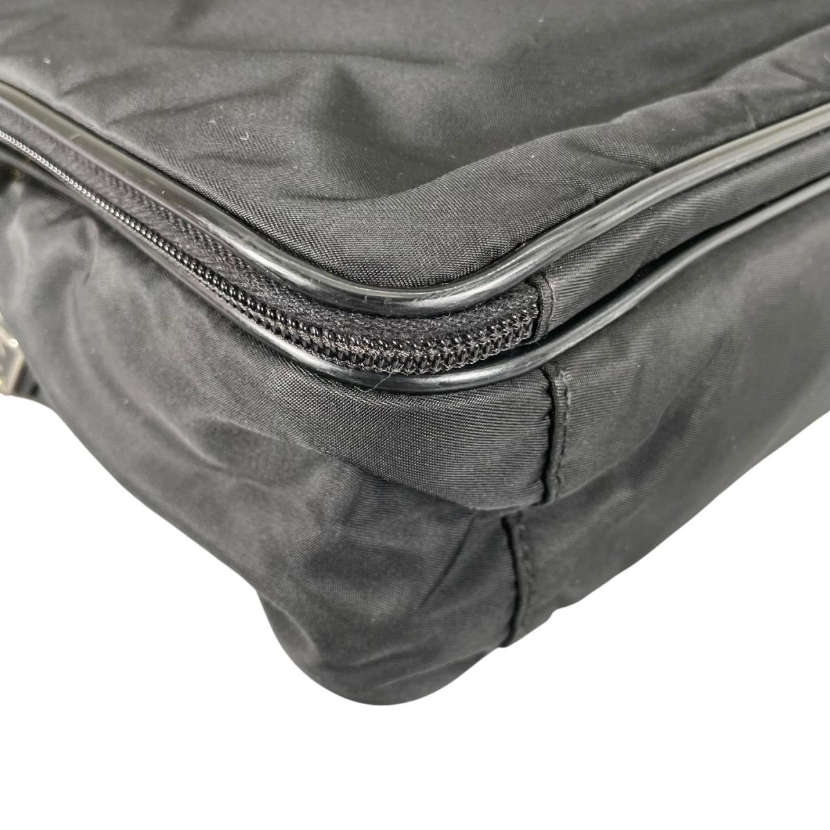 プラダ PRADA ショルダーバッグ
 ビジネスバッグ ブリーフケース トライアングルロゴ ナイロン ブラック 【SS】
 【中古】