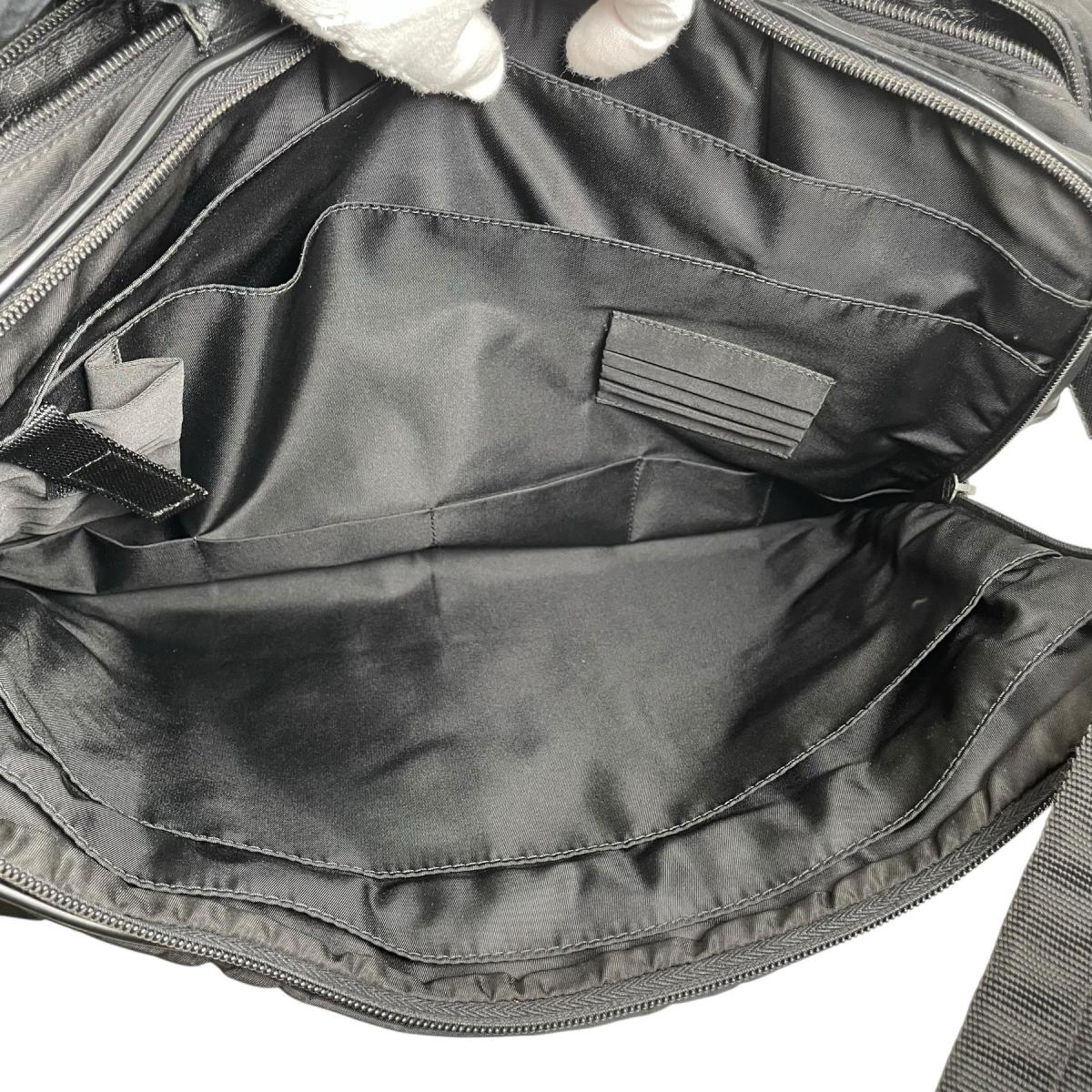 プラダ PRADA ショルダーバッグ
 ビジネスバッグ ブリーフケース トライアングルロゴ ナイロン ブラック 【SS】
 【中古】