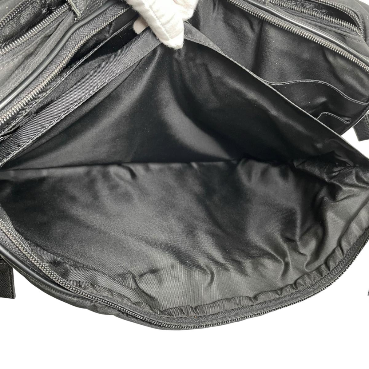 プラダ PRADA ショルダーバッグ
 ビジネスバッグ ブリーフケース トライアングルロゴ ナイロン ブラック 【SS】
 【中古】