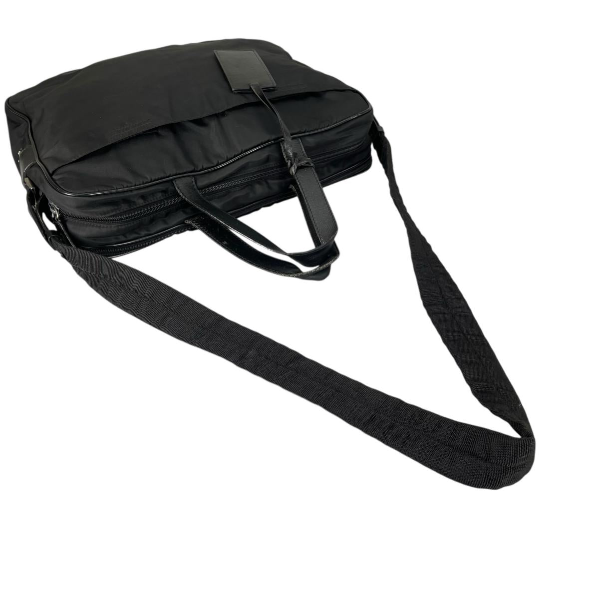 プラダ PRADA ショルダーバッグ
 ビジネスバッグ ブリーフケース トライアングルロゴ ナイロン ブラック 【SS】
 【中古】