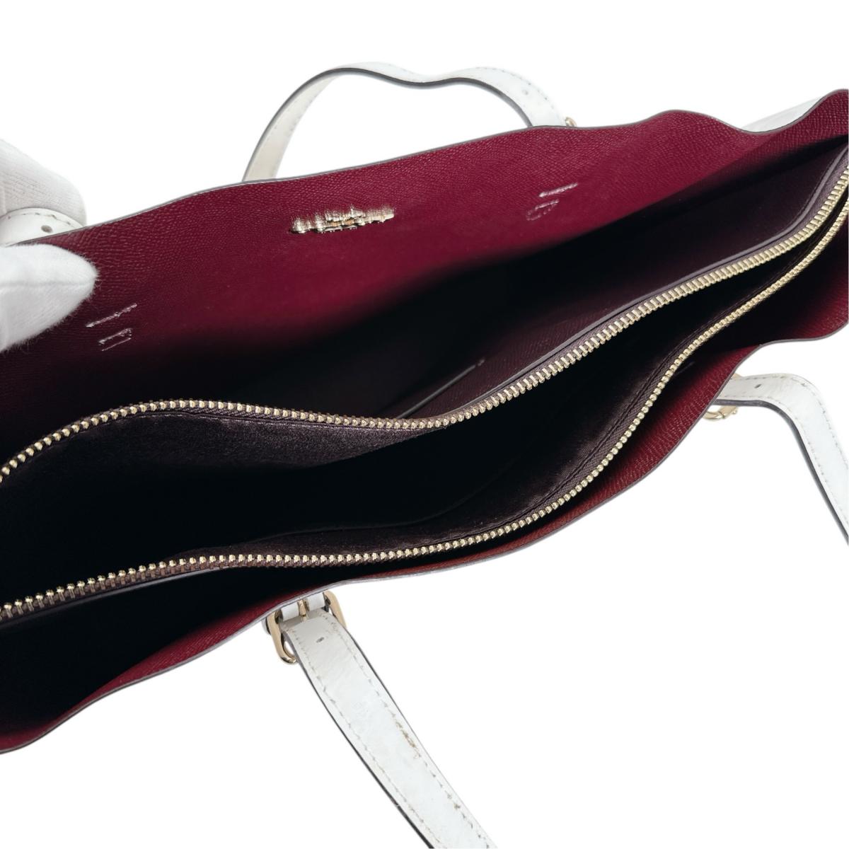 コーチ COACH トートバッグ
 コーテッドキャンバス シグネチャー モリー PVC B2241 ホワイト 【SS】
 【中古】