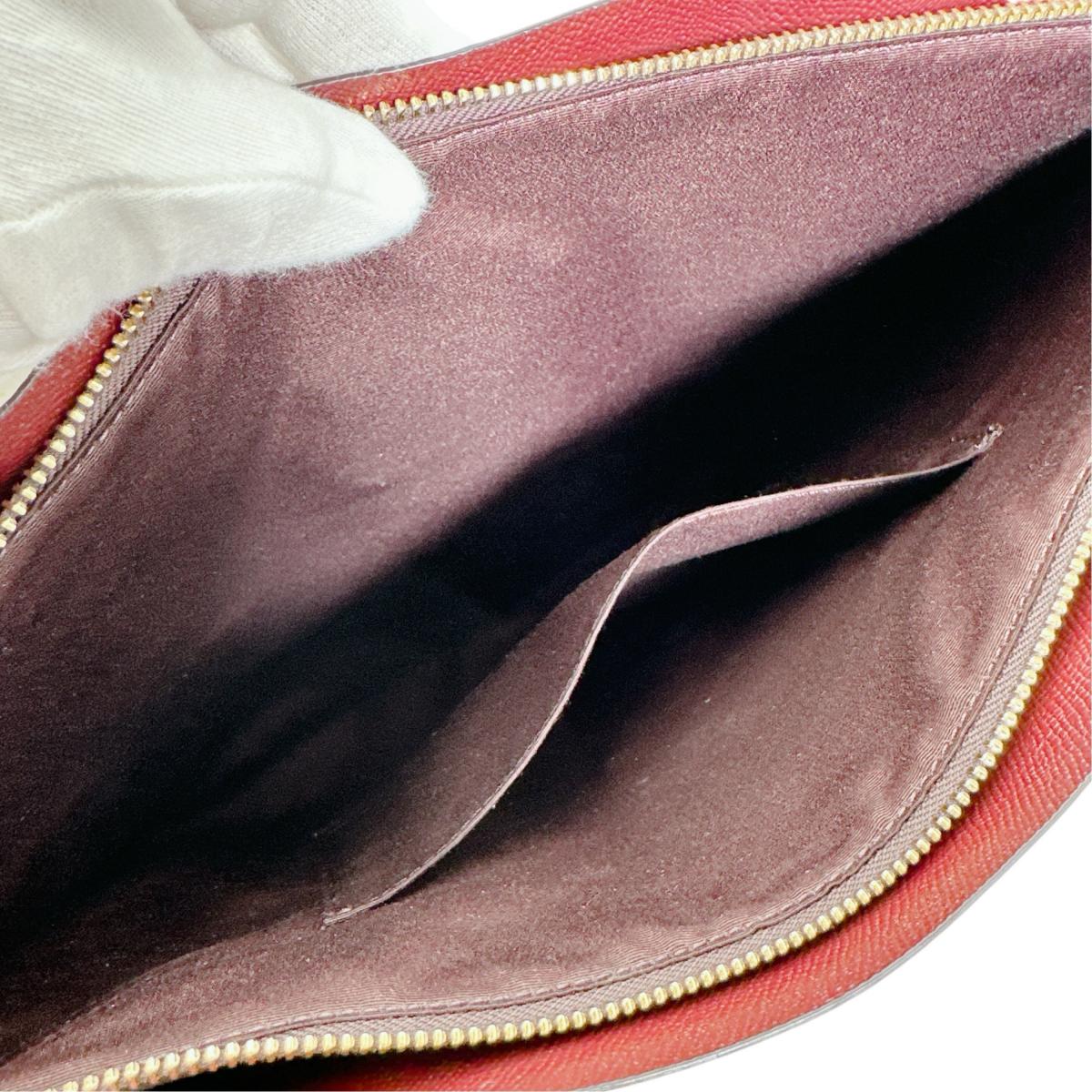 コーチ COACH トートバッグ
 コーテッドキャンバス シグネチャー モリー PVC B2241 ホワイト 【SS】
 【中古】