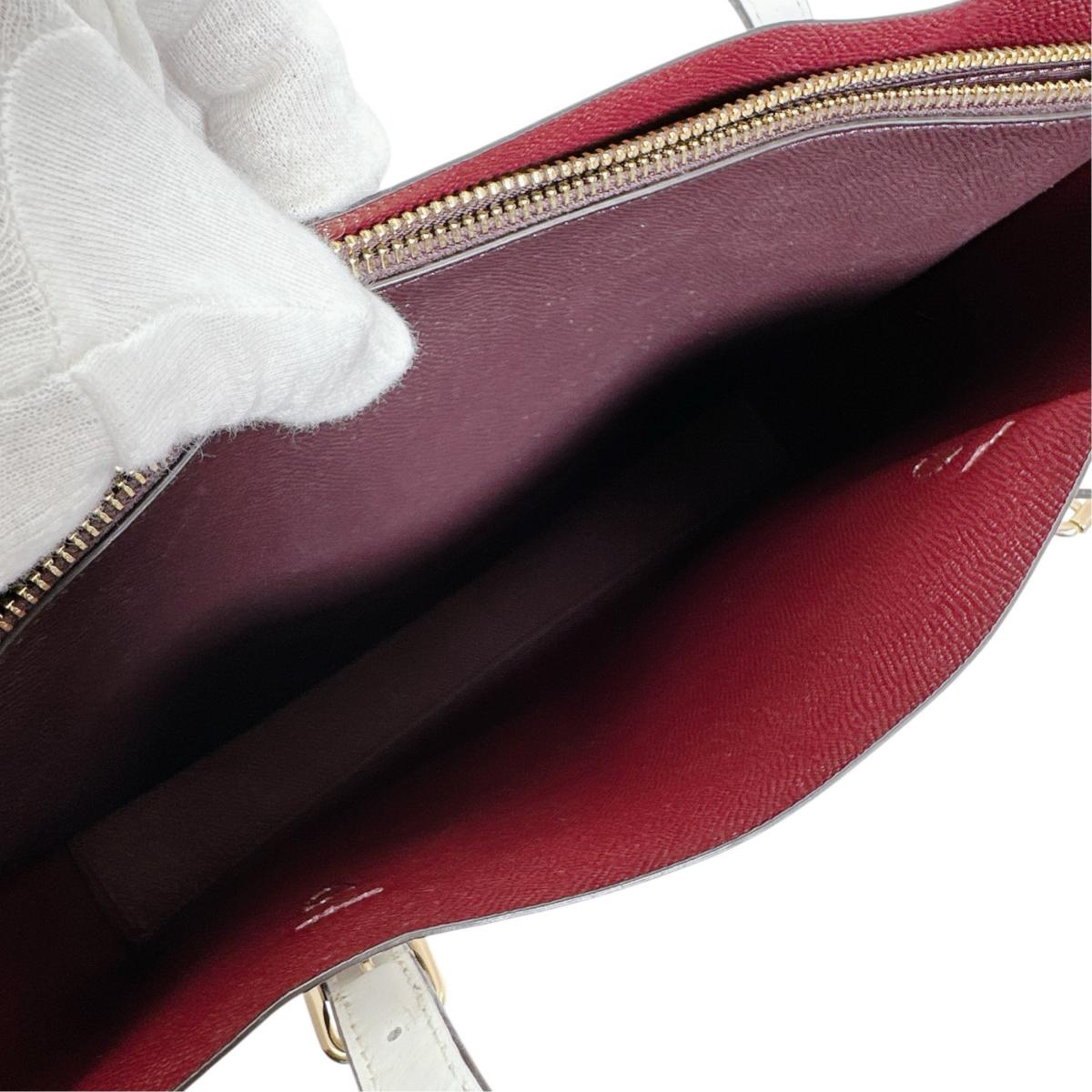 コーチ COACH トートバッグ
 コーテッドキャンバス シグネチャー モリー PVC B2241 ホワイト 【SS】
 【中古】