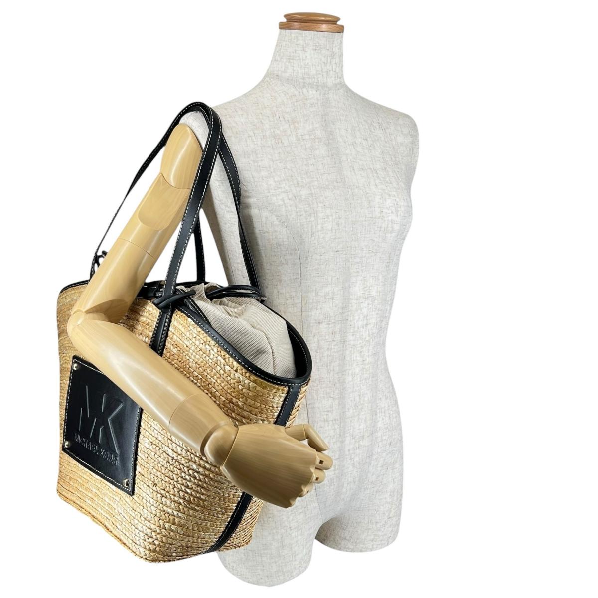 マイケルコース Michael Kors ハンドバッグ
 かごバッグ キンバー 大容量 キャンバス 35T2G7KT71 アイボリー×ブラック 【SS】
 【中古】