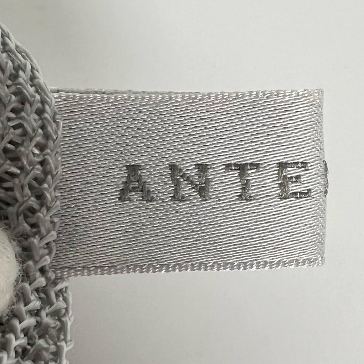 アンテプリマ ANTEPRIMA ハンドバッグ
 ワイヤーバッグ パーティー スパンコール/ラインストーン ワイヤー アイボリー 【SS】
 【中古】