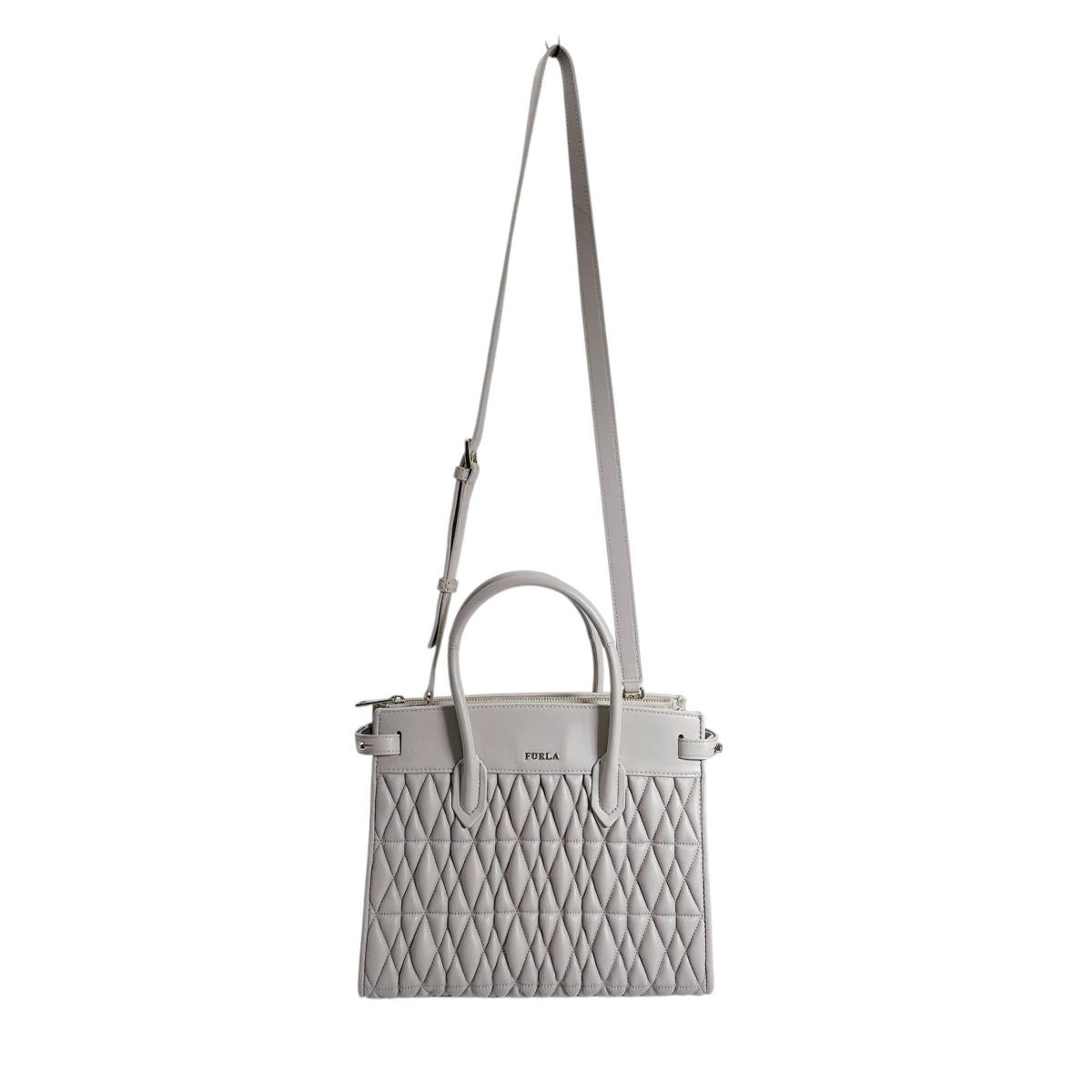 フルラ Furla ハンドバッグ
 型押しレザー テッサ レザー 26493 グレー 【SS】
 【中古】