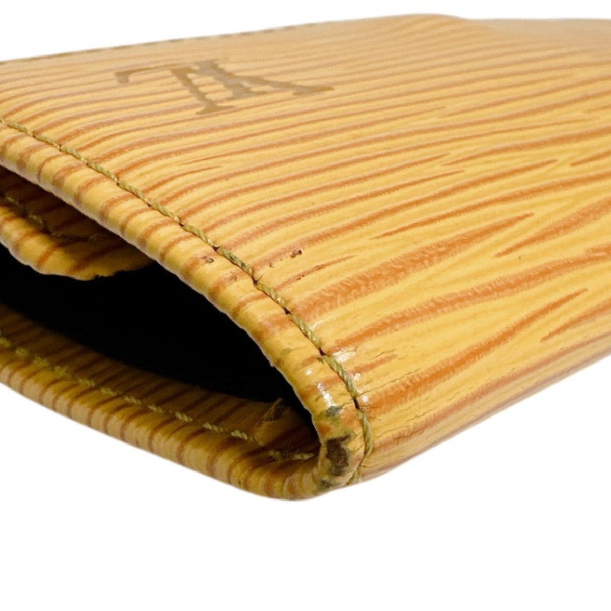 ルイヴィトン LOUIS VUITTON キーケース
 6本用キーケース エピ ミュルティクレ6 エピレザー M63819 タッシリイエロー LV
 【SS】
 【中古】