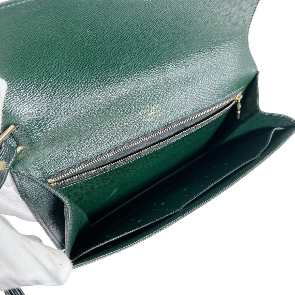 ルイヴィトン LOUIS VUITTON セカンドバッグ
 セカンドバッグ タイガ エピセア ポシェットクラド タイガ M30194 グリーン LV
 【SS】
 【中古】