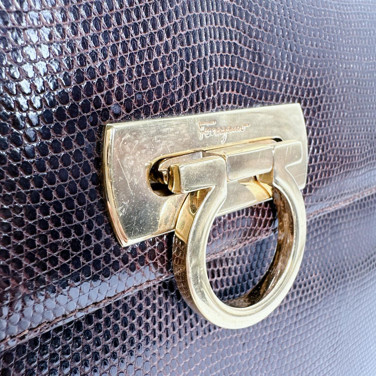 サルヴァトーレフェラガモ Salvatore Ferragamo ハンドバッグ
 ハンドバッグ リザード型押し ガンチーニ レザー ブラウン 【SS】
 【中古】