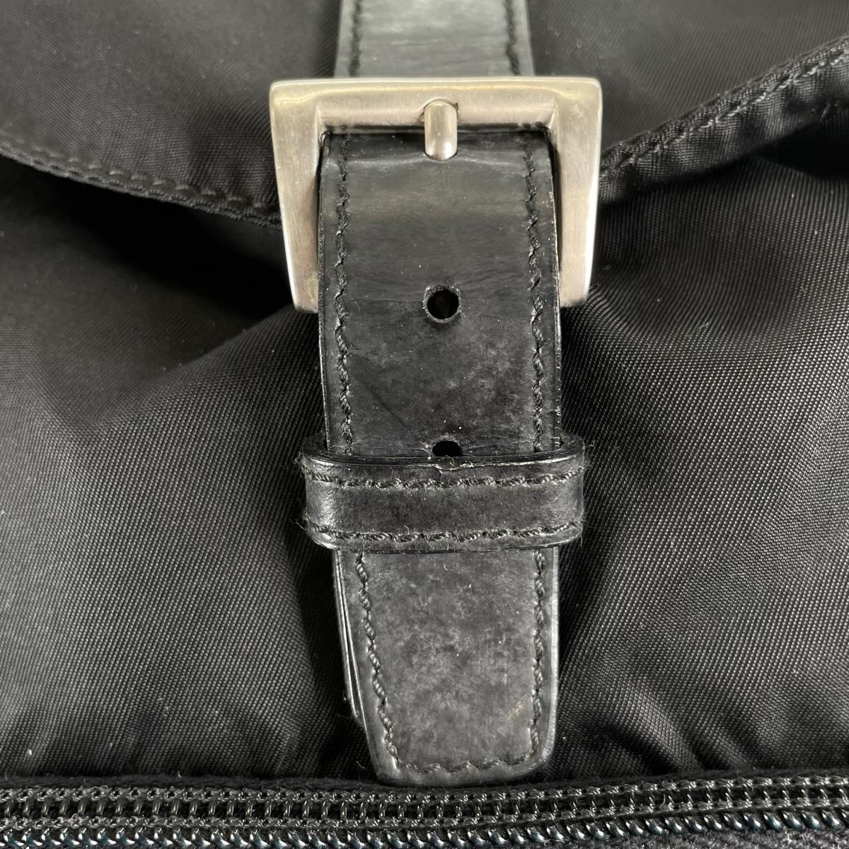 プラダ PRADA リュック・デイパック
 ナイロン バックパック リュック ナイロン B4650F ブラック 【SS】
 【中古】