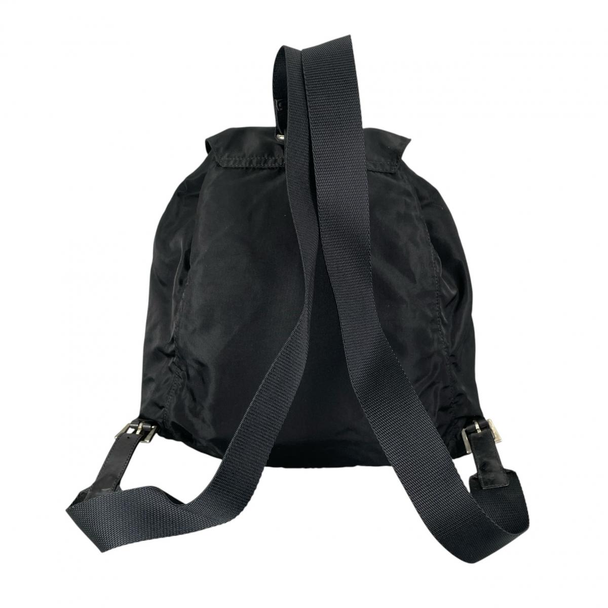 プラダ PRADA リュック・デイパック
 ナイロン バックパック リュック ナイロン B4650F ブラック 【SS】
 【中古】