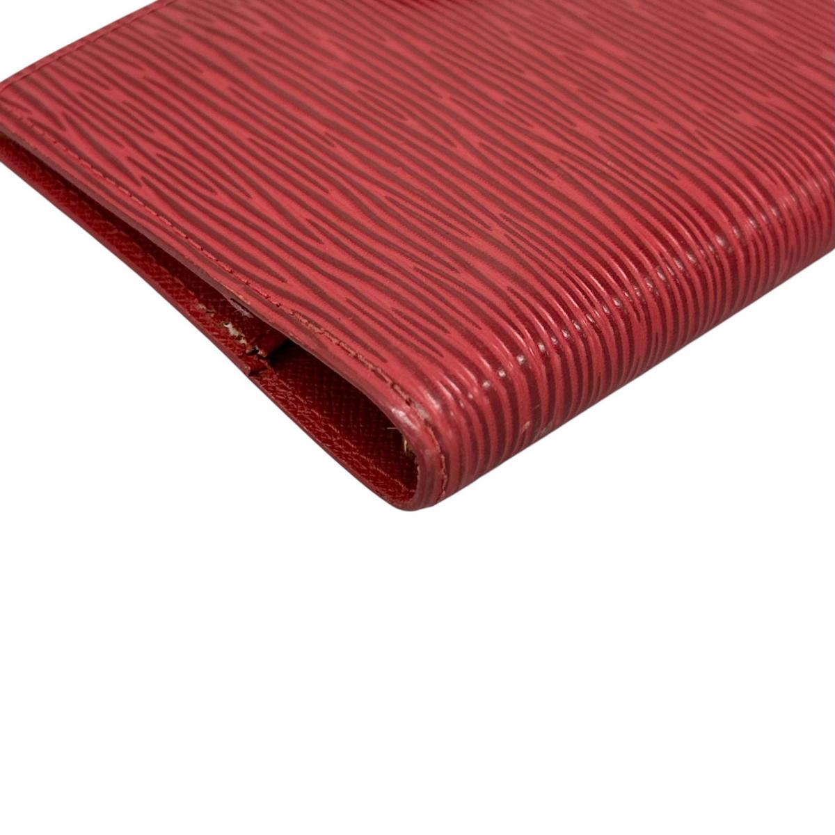 ルイヴィトン LOUIS VUITTON 手帳カバー
 アジェンダPM システム手帳カバー エピ 6穴 エピレザー R2005E レッド LV
 【SS】
 【中古】
