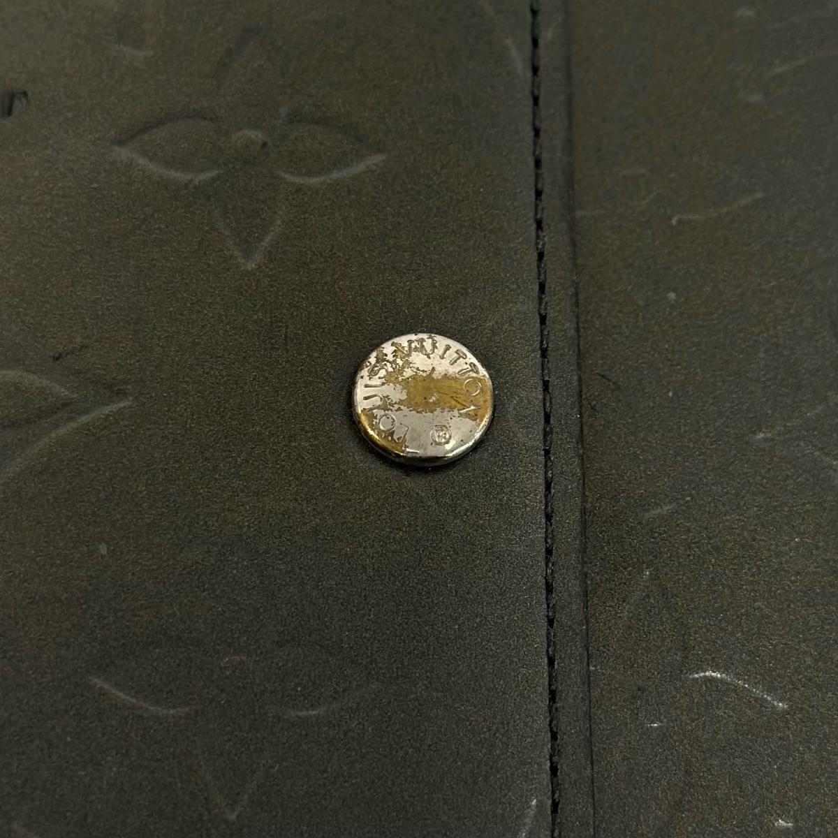 ルイヴィトン LOUIS VUITTON 長財布
 ラウンドファスナー モノグラム ジッピーウォレット モノグラムヴェルニ M65102 グリーン LV
 【SS】
 【中古】