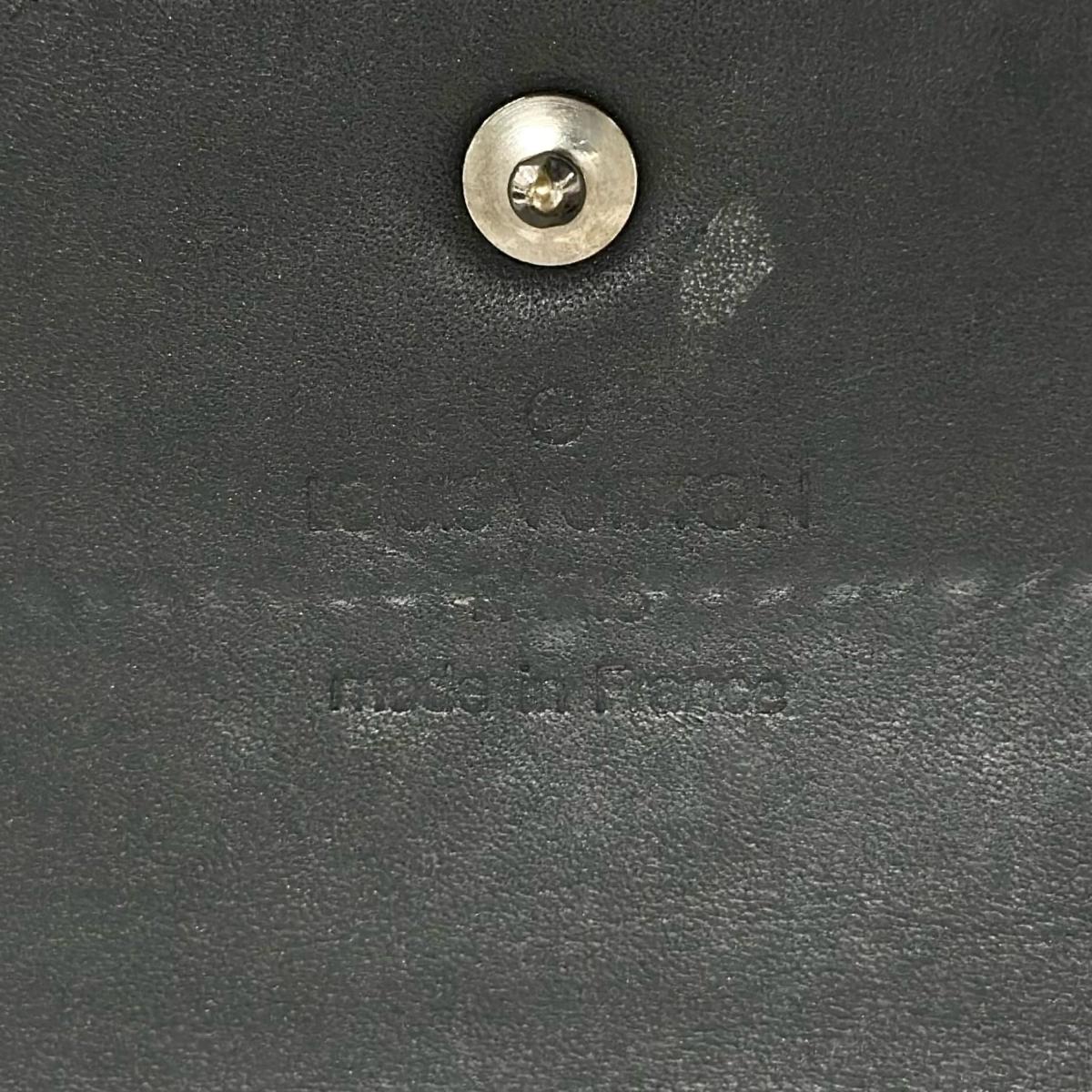 ルイヴィトン LOUIS VUITTON 長財布
 ラウンドファスナー モノグラム ジッピーウォレット モノグラムヴェルニ M65102 グリーン LV
 【SS】
 【中古】