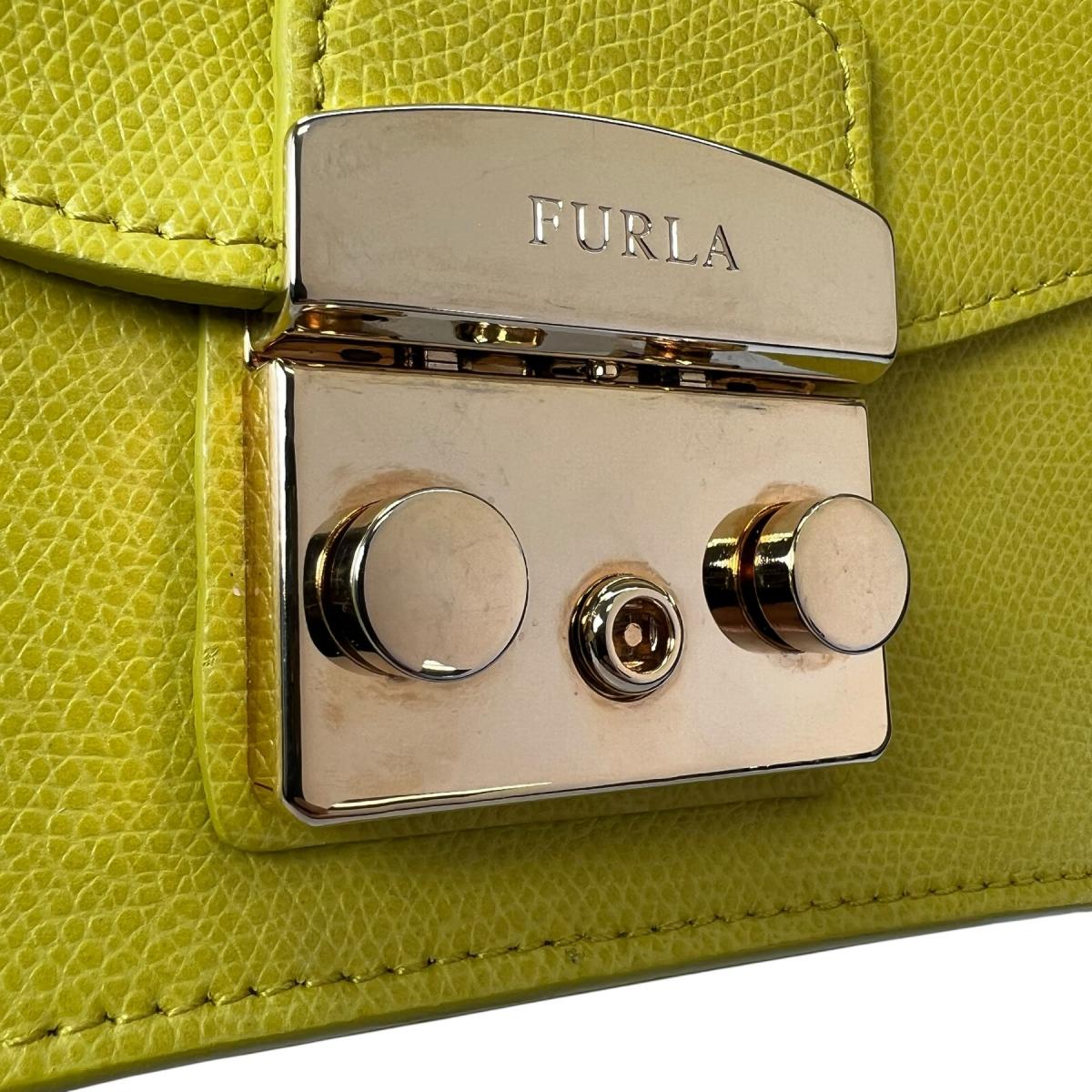 フルラ Furla ショルダーバッグ
 チェーンショルダーバッグ ゴールド金具 メトロポリス レザー イエロー 【SS】
 【中古】