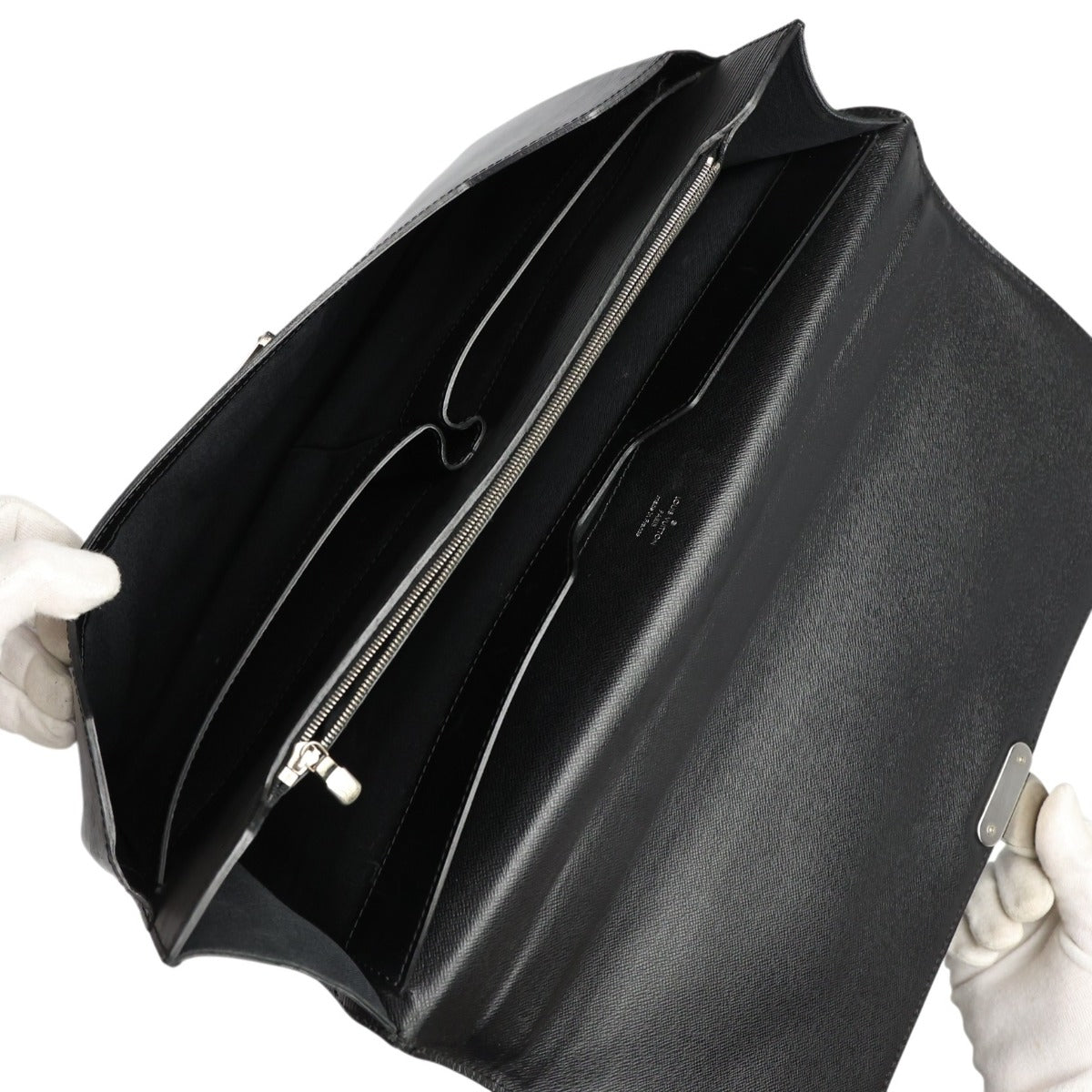 ルイヴィトン LOUIS VUITTON ビジネスバッグ
 紳士用書類カバン エピ ロブスト エピレザー M54532 ブラック LV
 【SS】
 【中古】