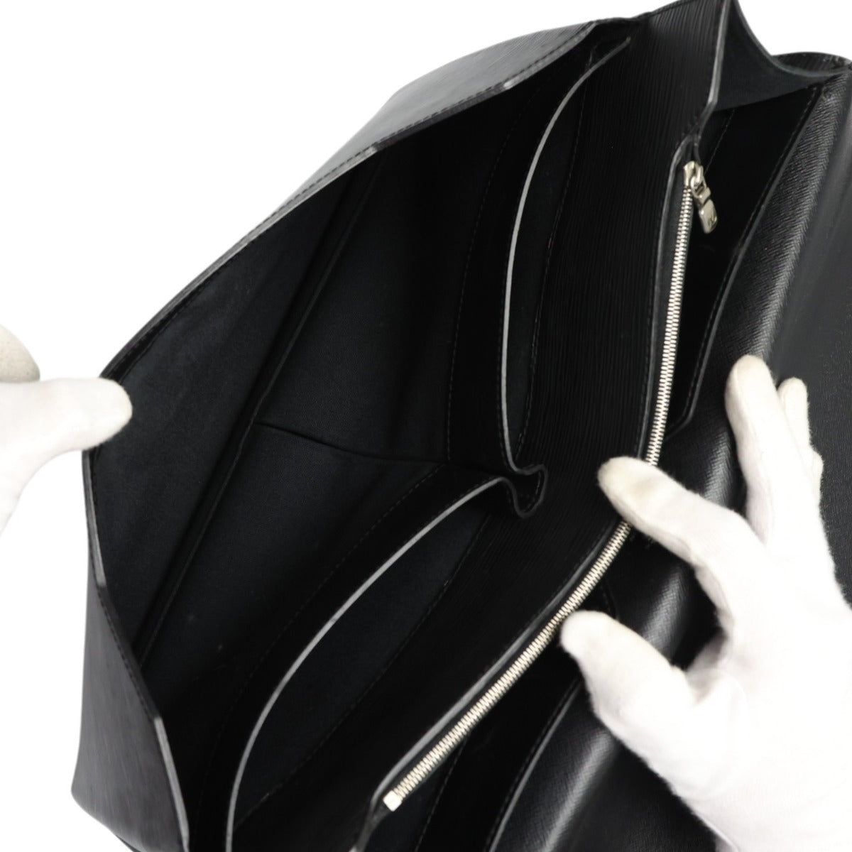 ルイヴィトン LOUIS VUITTON ビジネスバッグ
 紳士用書類カバン エピ ロブスト エピレザー M54532 ブラック LV
 【SS】
 【中古】