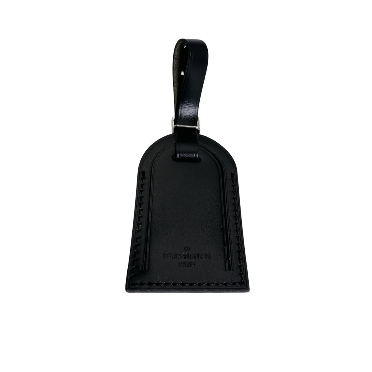 ルイヴィトン LOUIS VUITTON その他小物
 ネームタグ マカサー バッグ用 レザー ブラック LV
 【SS】
 【中古】