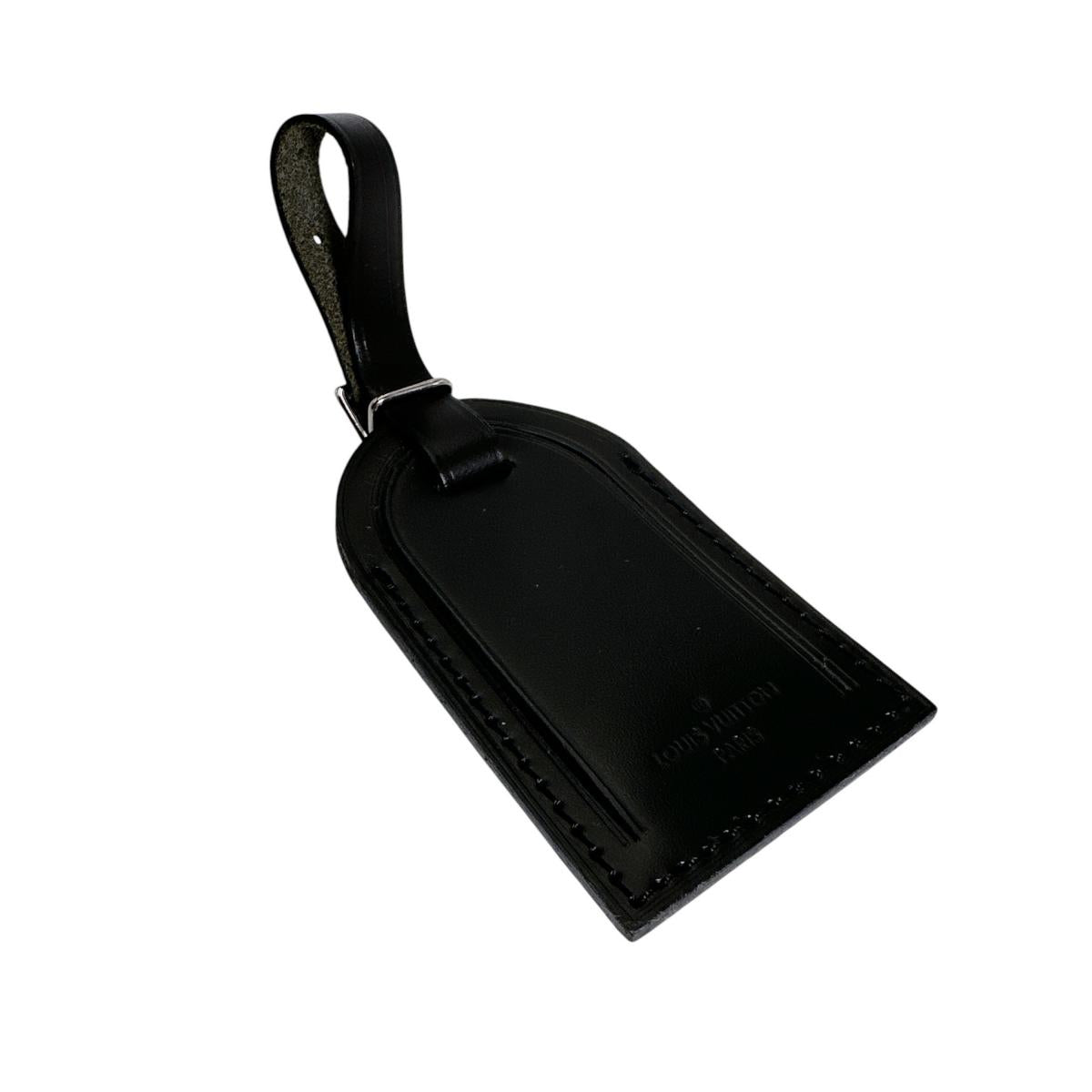ルイヴィトン LOUIS VUITTON その他小物
 ネームタグ マカサー バッグ用 レザー ブラック LV
 【SS】
 【中古】