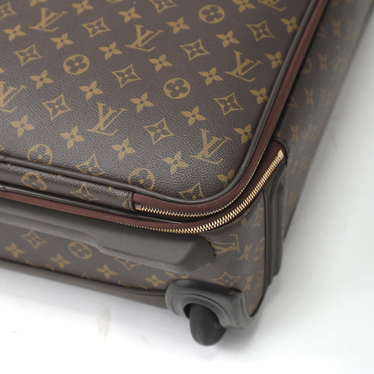 ルイヴィトン LOUIS VUITTON キャリーバッグ
  キャリーバッグ モノグラム ベガス55 モノグラムキャンバス M23241 ブラウン LV
 【SS】
 【中古】