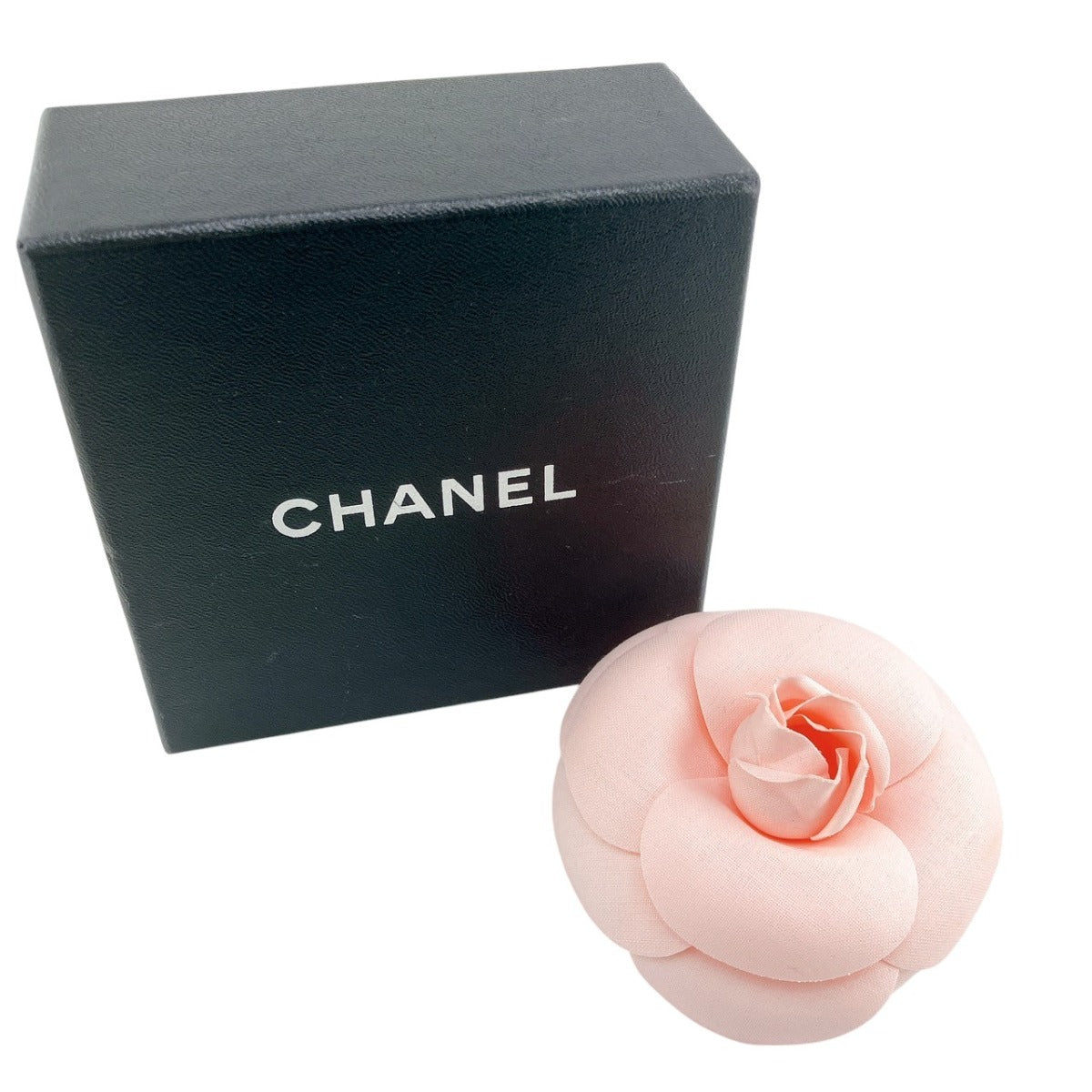 シャネル CHANEL ブローチ
 コサージュ カメリア 箱  ピンク 【SS】
 【中古】