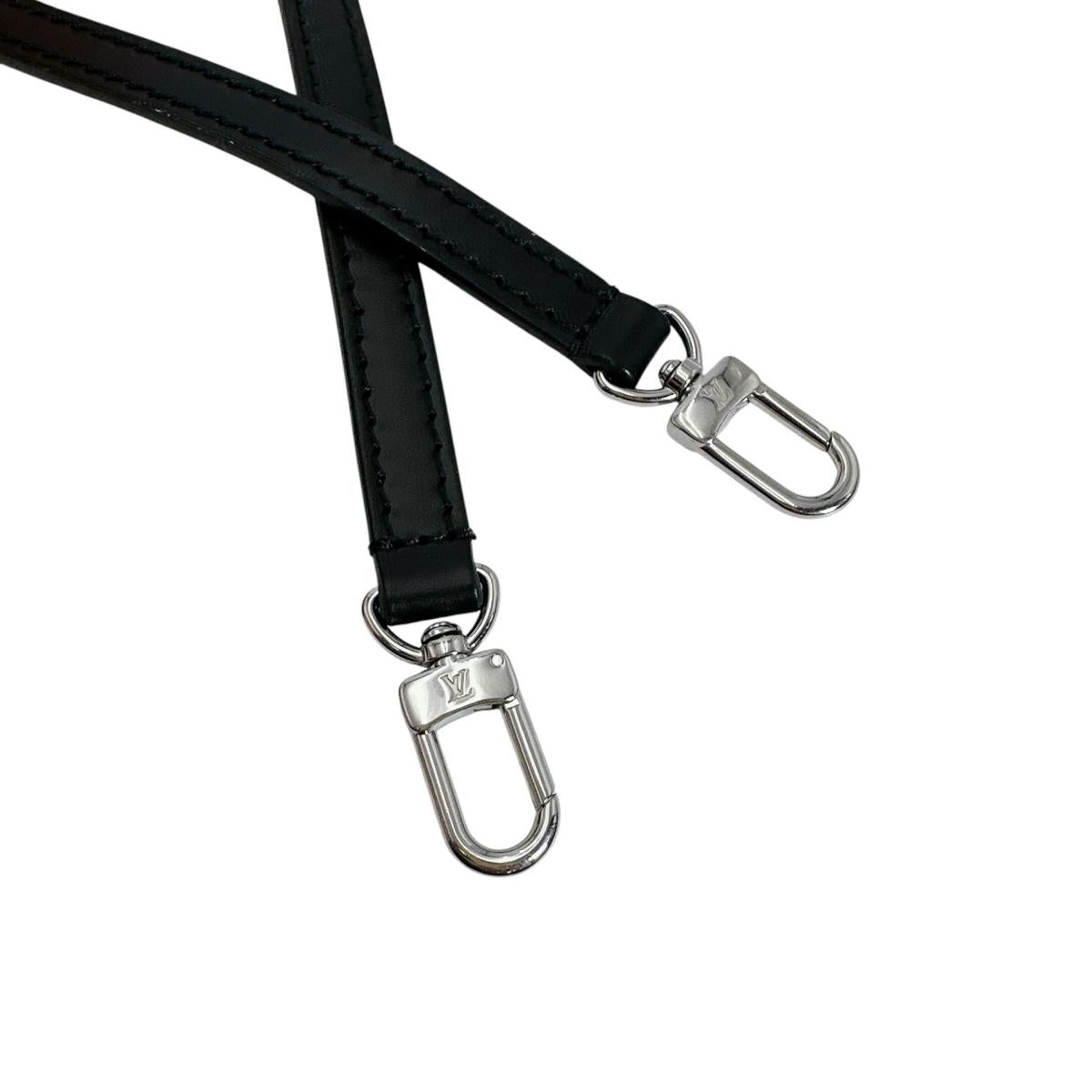 ルイヴィトン LOUIS VUITTON ショルダーバッグ
 M24645 エピ アルマBB エピレザー M59217 ノワール LV
 【SS】
 【中古】