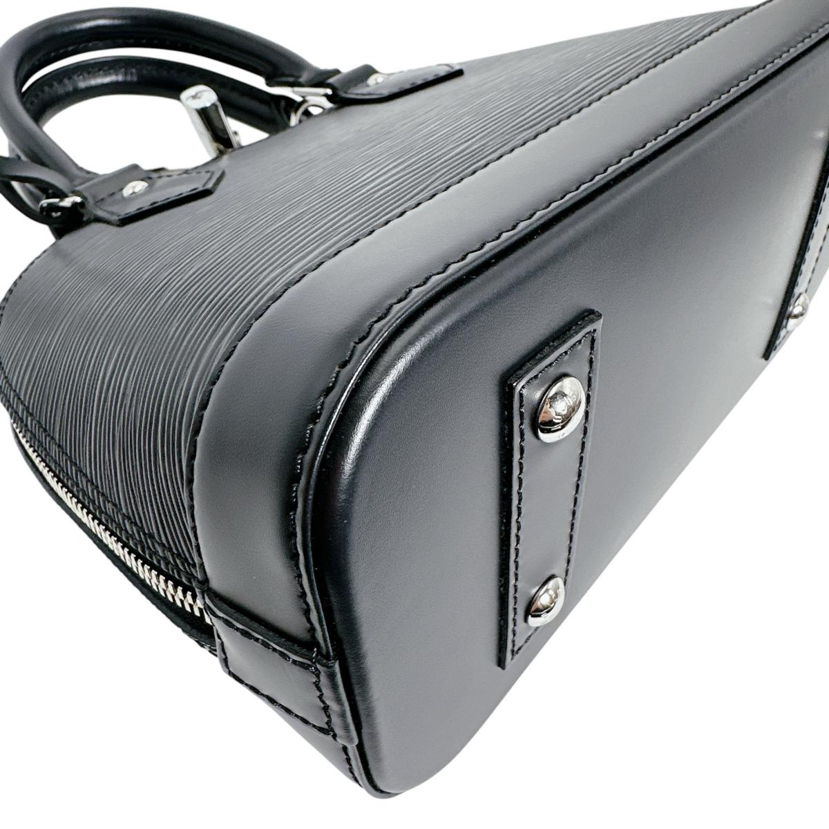 ルイヴィトン LOUIS VUITTON ショルダーバッグ
 M24645 エピ アルマBB エピレザー M59217 ノワール LV
 【SS】
 【中古】