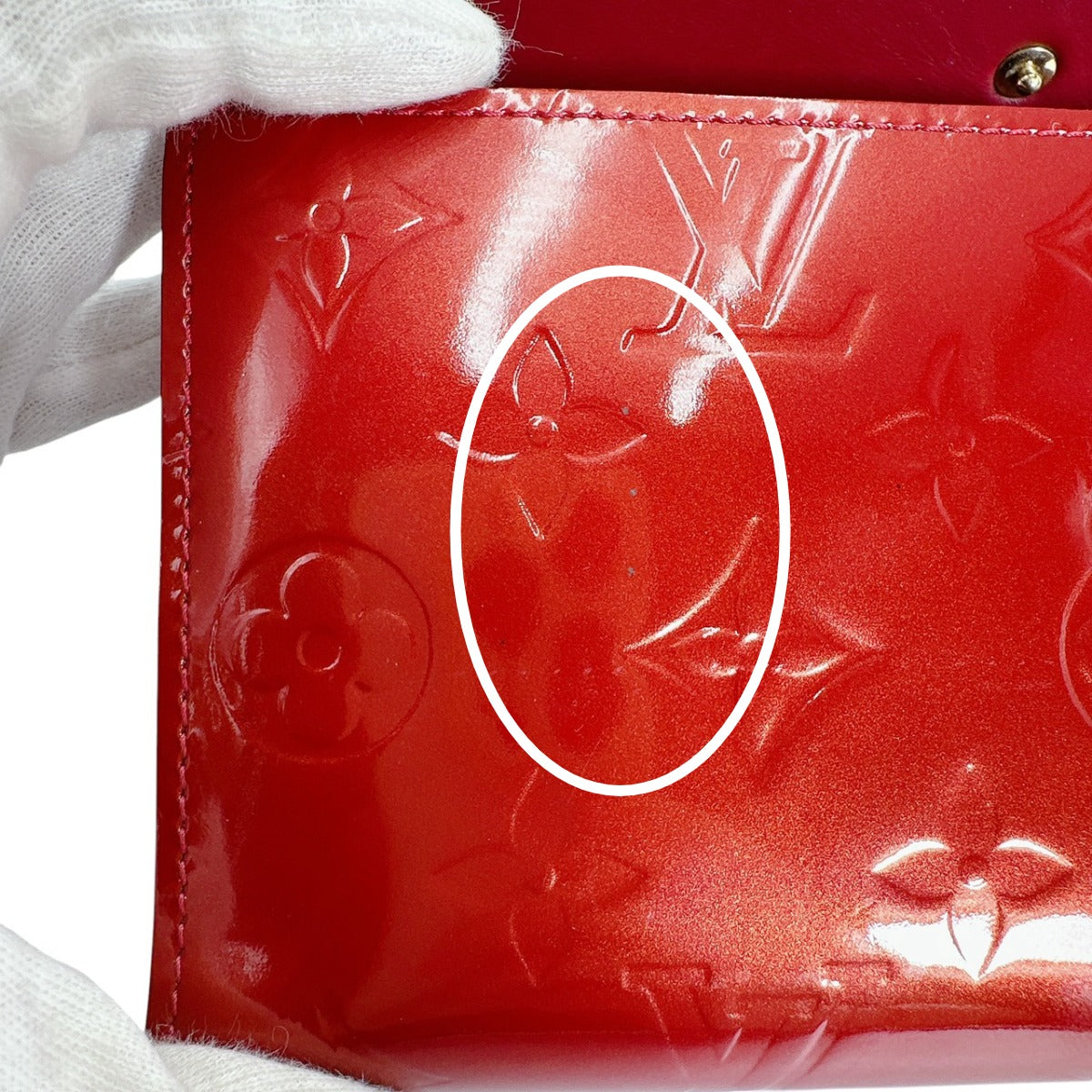 ルイヴィトン LOUIS VUITTON 長財布
 3つ折長財布 ヴェルニ インターナショナル モノグラムヴェルニ M91246 レッド LV
 【SS】
 【中古】