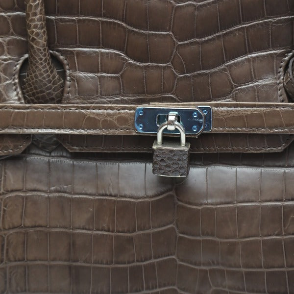 Crocodile handbag
 Matte Crocodile Crocodile A179 Chaco Brown [SS]
 【second hand】 