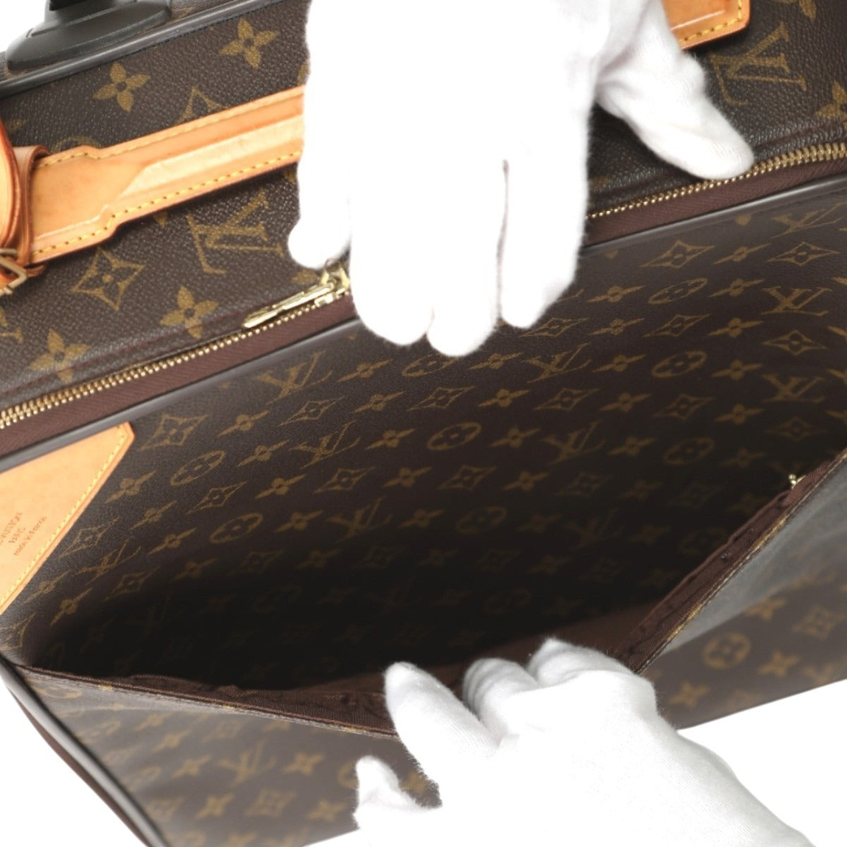 ルイヴィトン LOUIS VUITTON スーツケース
 キャスター付き旅行かばん モノグラム ペガス45 モノグラムキャンバス M23294 ブラウン LV
 【SS】
 【中古】