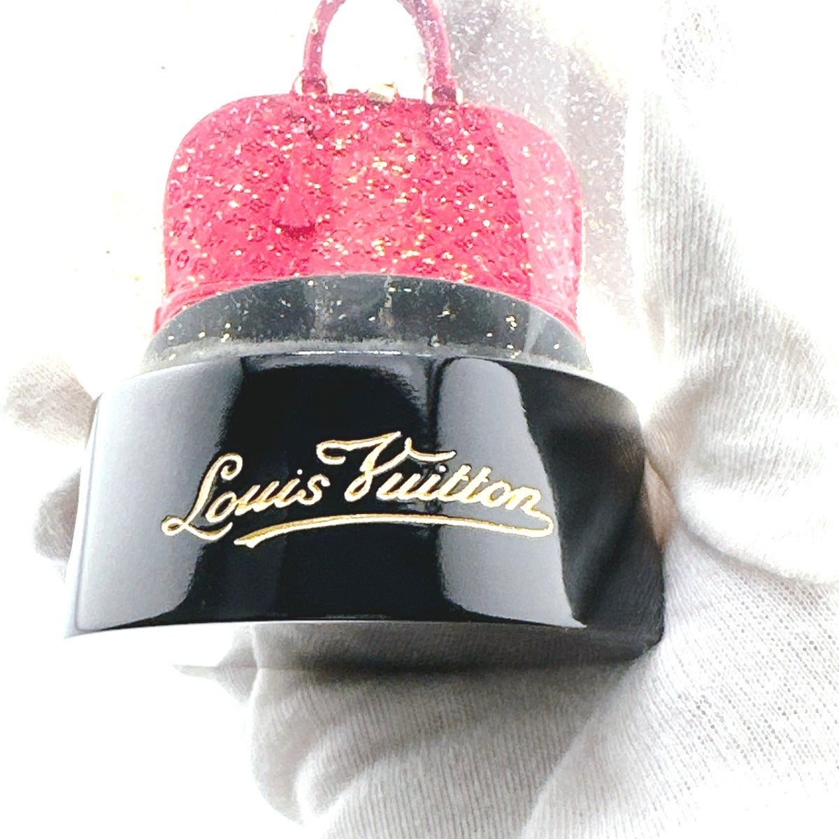 ルイヴィトン LOUIS VUITTON オブジェ
 ガラスドーム モノグラム スノーグローブ ガラス レッド LV
 【SS】
 【中古】