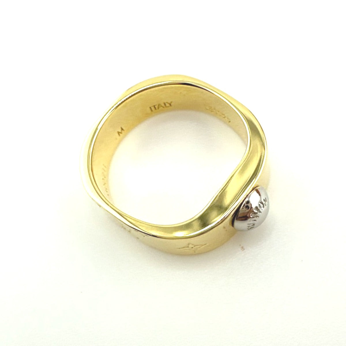 ルイヴィトン LOUIS VUITTON リング・指輪
 指輪 ナノグラム Mサイズ GP M00211 ゴールド LV
 【H】
 【中古】