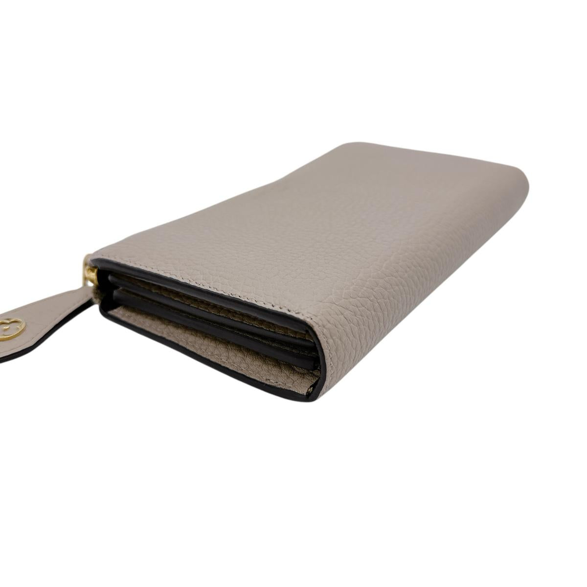 ルイヴィトン LOUIS VUITTON 長財布
 L字ファスナー トリヨンレザー ポルトフォイユ・コメット 牛革 M63104 ガレ LV
 【SS】
 【中古】