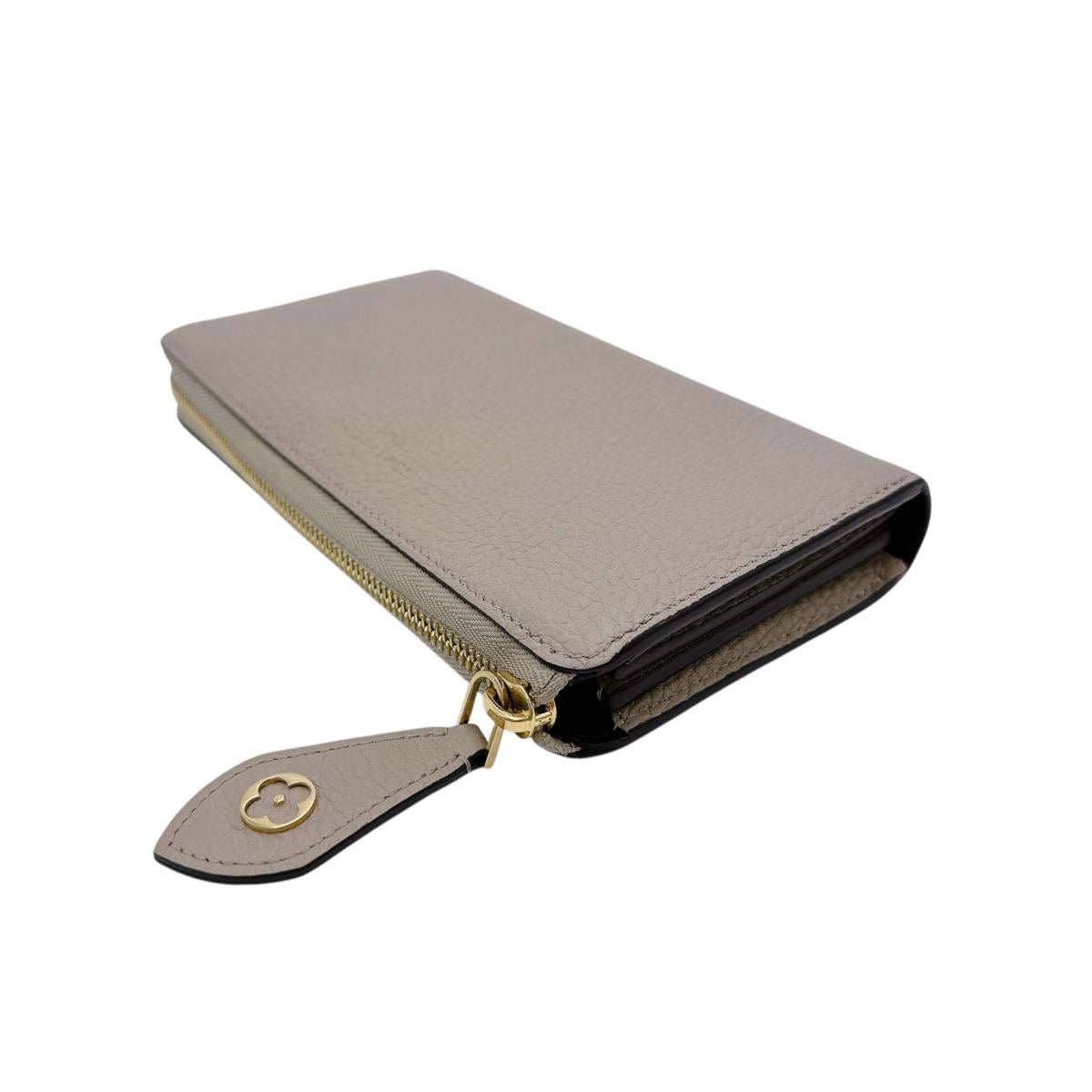 ルイヴィトン LOUIS VUITTON 長財布
 L字ファスナー トリヨンレザー ポルトフォイユ・コメット 牛革 M63104 ガレ LV
 【SS】
 【中古】