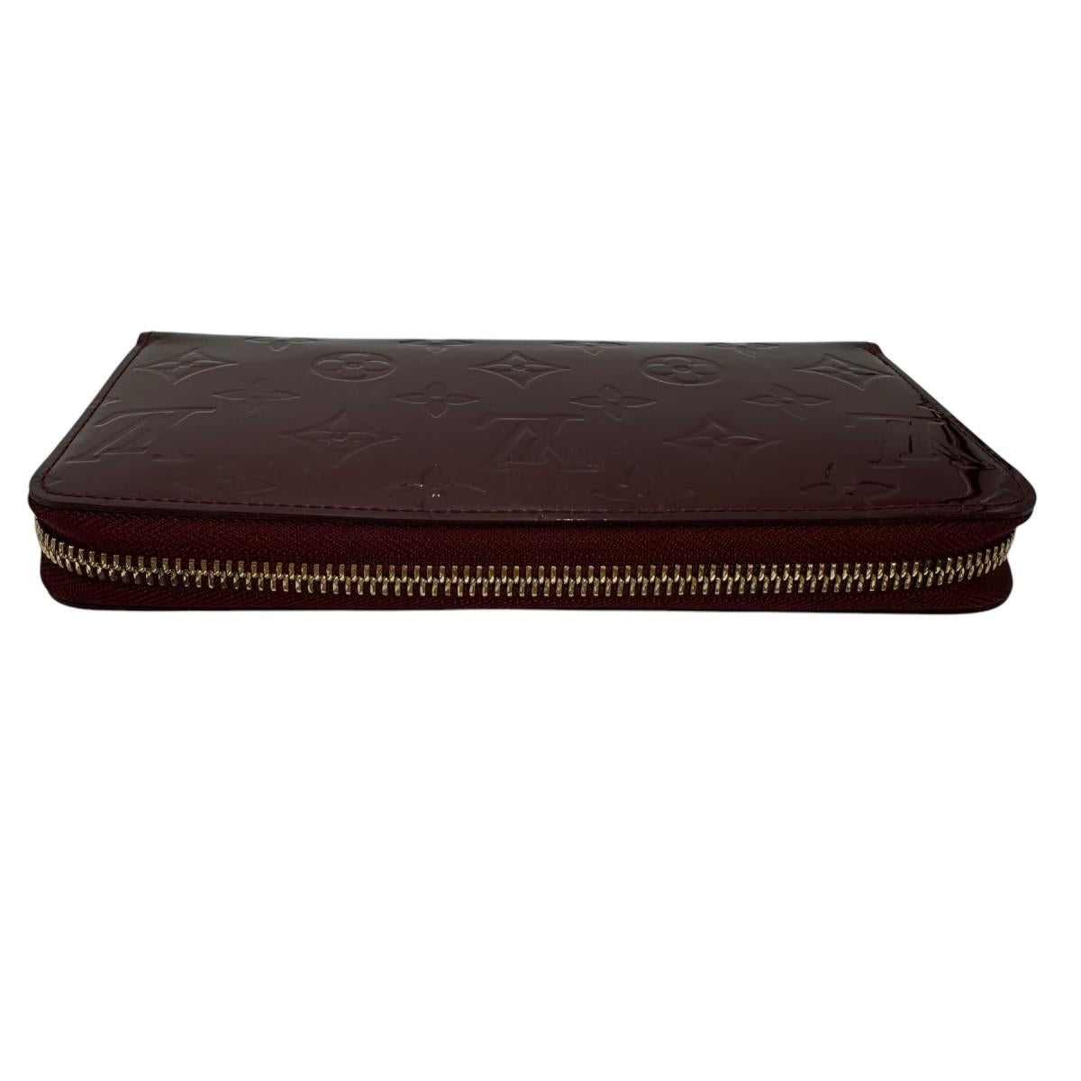 ルイヴィトン LOUIS VUITTON 長財布
 ラウンドファスナー モノグラム ジッピーウォレット モノグラムヴェルニ M61379 マゼンタ LV
 【SS】
 【中古】