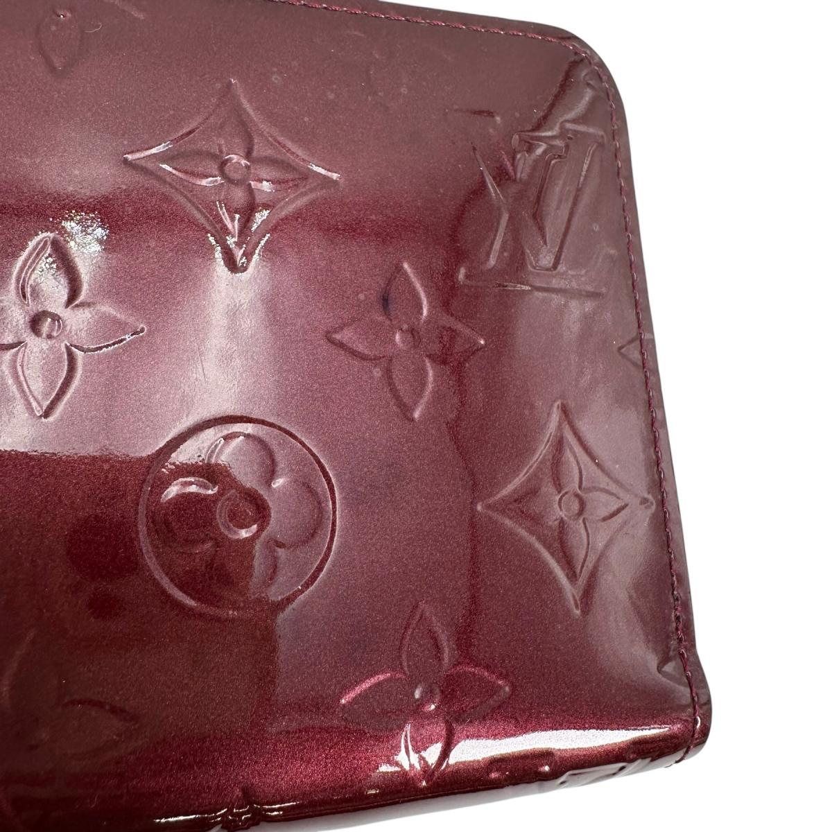 ルイヴィトン LOUIS VUITTON 長財布
 ラウンドファスナー モノグラム ジッピーウォレット モノグラムヴェルニ M61379 マゼンタ LV
 【SS】
 【中古】