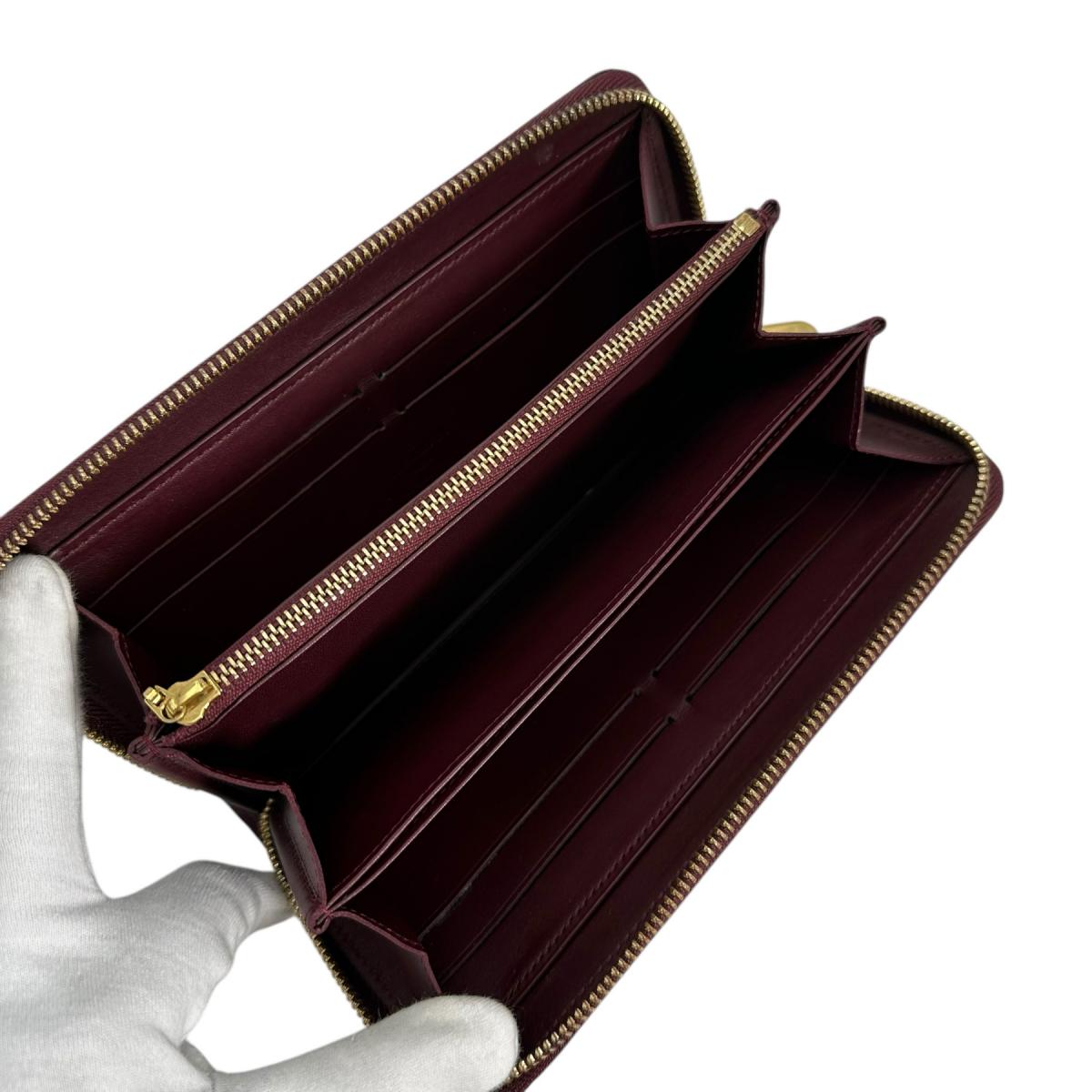 ルイヴィトン LOUIS VUITTON 長財布
 ラウンドファスナー モノグラム ジッピーウォレット モノグラムヴェルニ M61379 マゼンタ LV
 【SS】
 【中古】