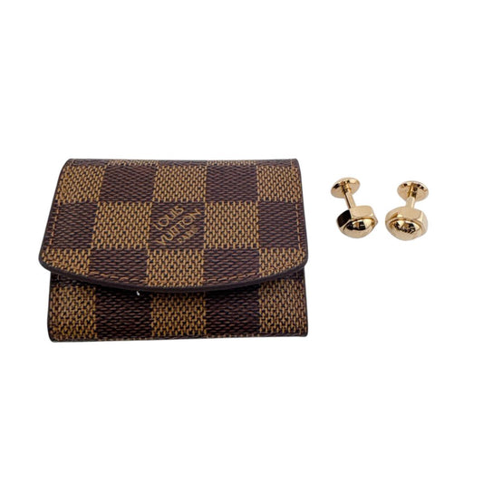 ルイヴィトン LOUIS VUITTON その他小物
 カフスケース ネオクルー カフスリンクス ダミエキャンバス M61030 ブラウン LV
 【SS】
 【中古】