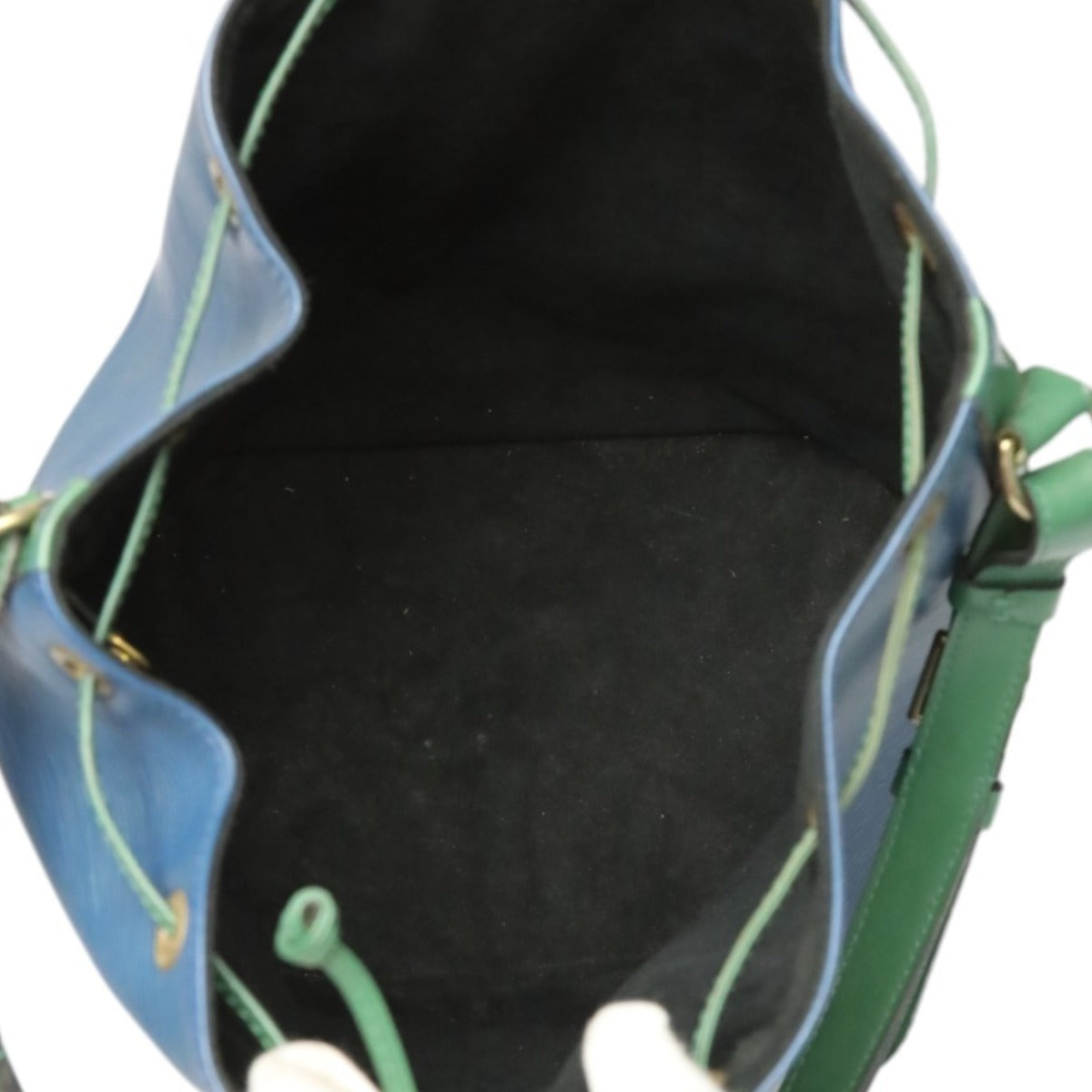 ルイヴィトン LOUIS VUITTON ショルダーバッグ
 巾着型 エピ ノエ エピレザー M44044 ブルー×グリーン LV
 【SS】
 【中古】