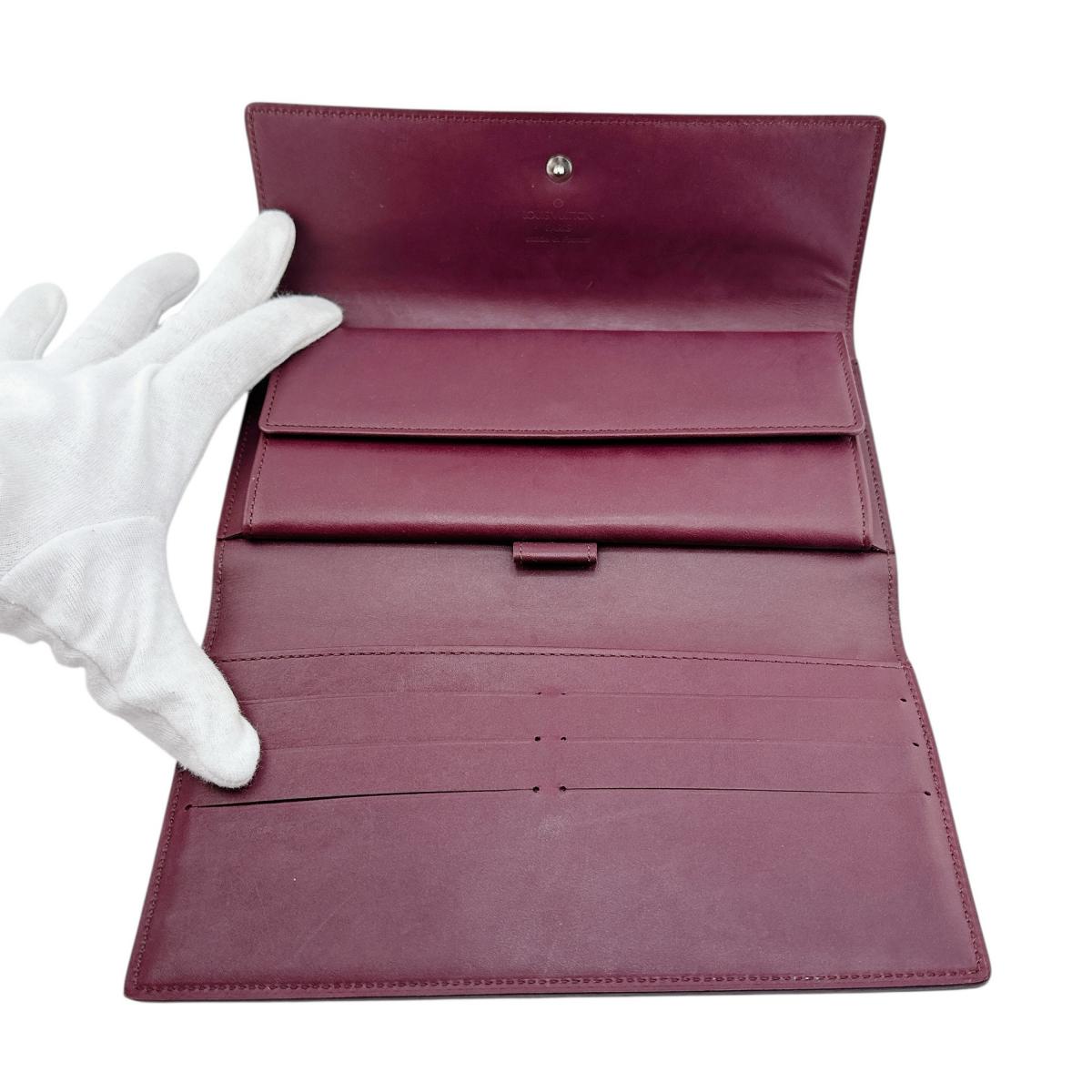 ルイヴィトン LOUIS VUITTON 長財布
 長財布 モノグラム ポルトトレゾールインターナショナル モノグラムマット M65106 ヴィオレ LV
 【SS】
 【中古】