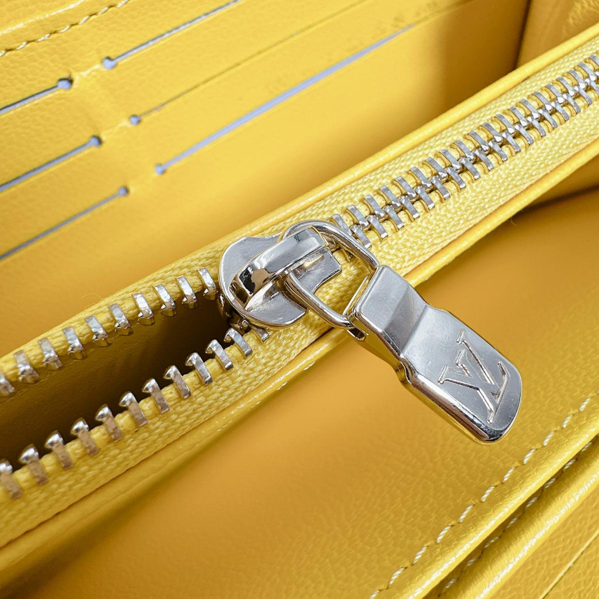 ルイヴィトン LOUIS VUITTON 長財布
 ジッピーウォレット アンプラント ラウンドファスナー モノグラムアンプラント M13699 イエロー LV
 【SS】
 【中古】