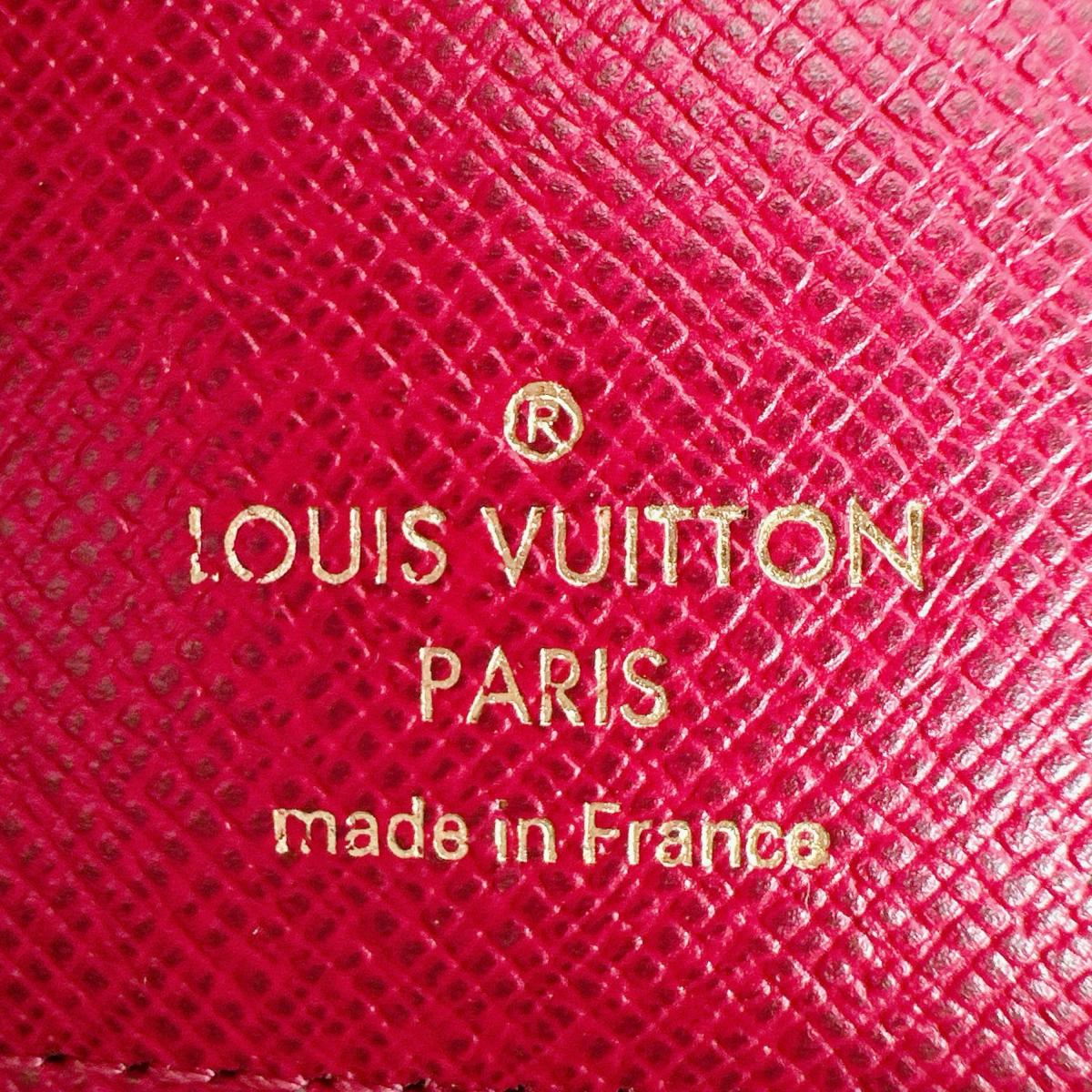 ルイヴィトン LOUIS VUITTON 二つ折り財布
 二つ折り財布 モノグラムリバース ポルトフォイユ・ヴィクトリーヌ モノグラムキャンバス M81557 ブラウン LV
 【SS】
 【中古】