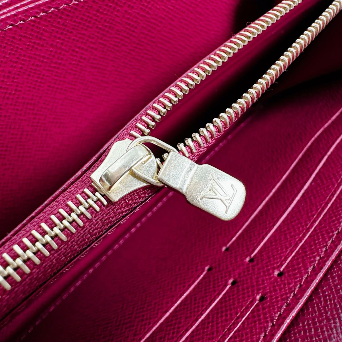 ルイヴィトン LOUIS VUITTON 長財布
 ジッピーウォレット モノグラム ラウンドファスナー モノグラムキャンバス M60017 ブラウン LV
 【中古】