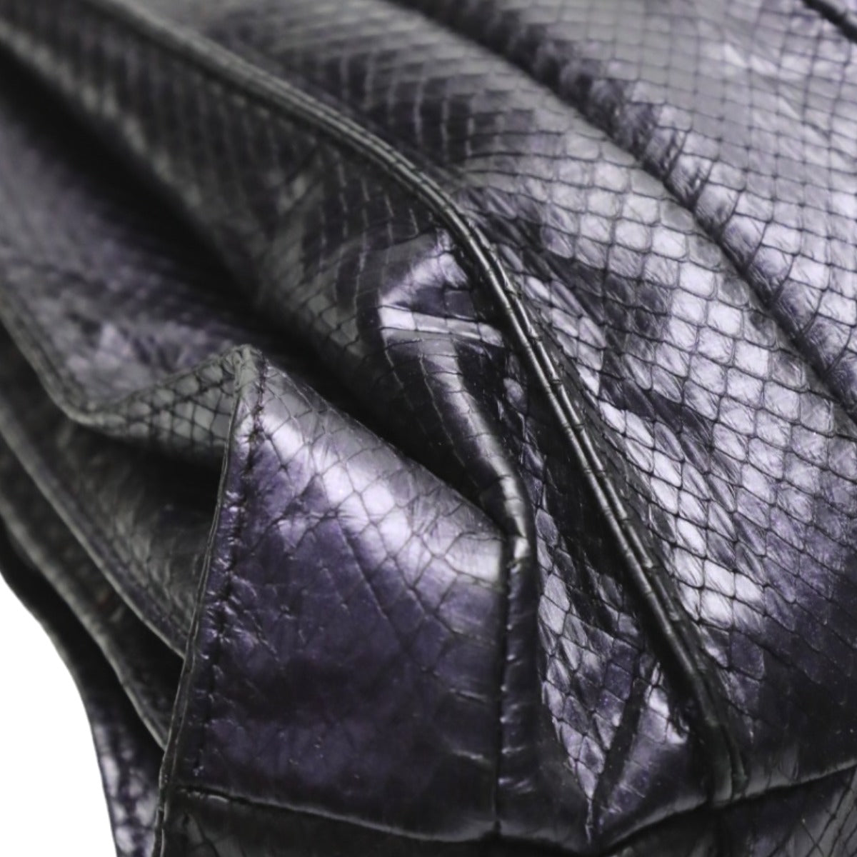 SNAKE Tote Bag
 2-way shoulder bag with shoulder strap 14682A Gun purple [SS]
 【second hand】