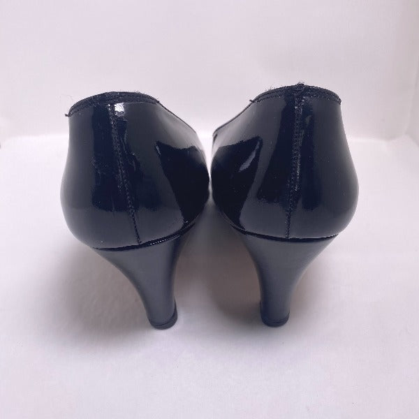 Salvatore Ferragamo Pumps
 Enamel 5 1/2 C Black [SS]
 【second hand】 